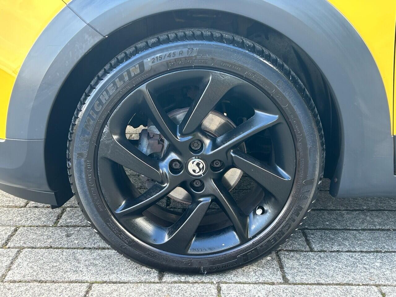 Vauxhall Adam view 36