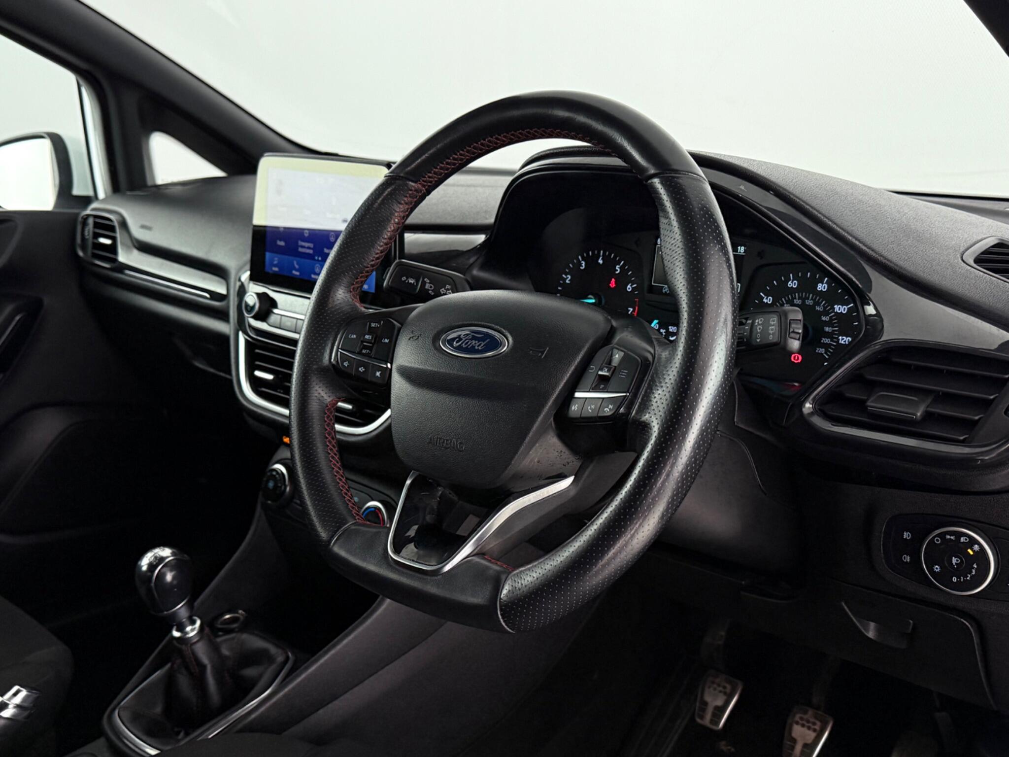 Ford Fiesta view 3