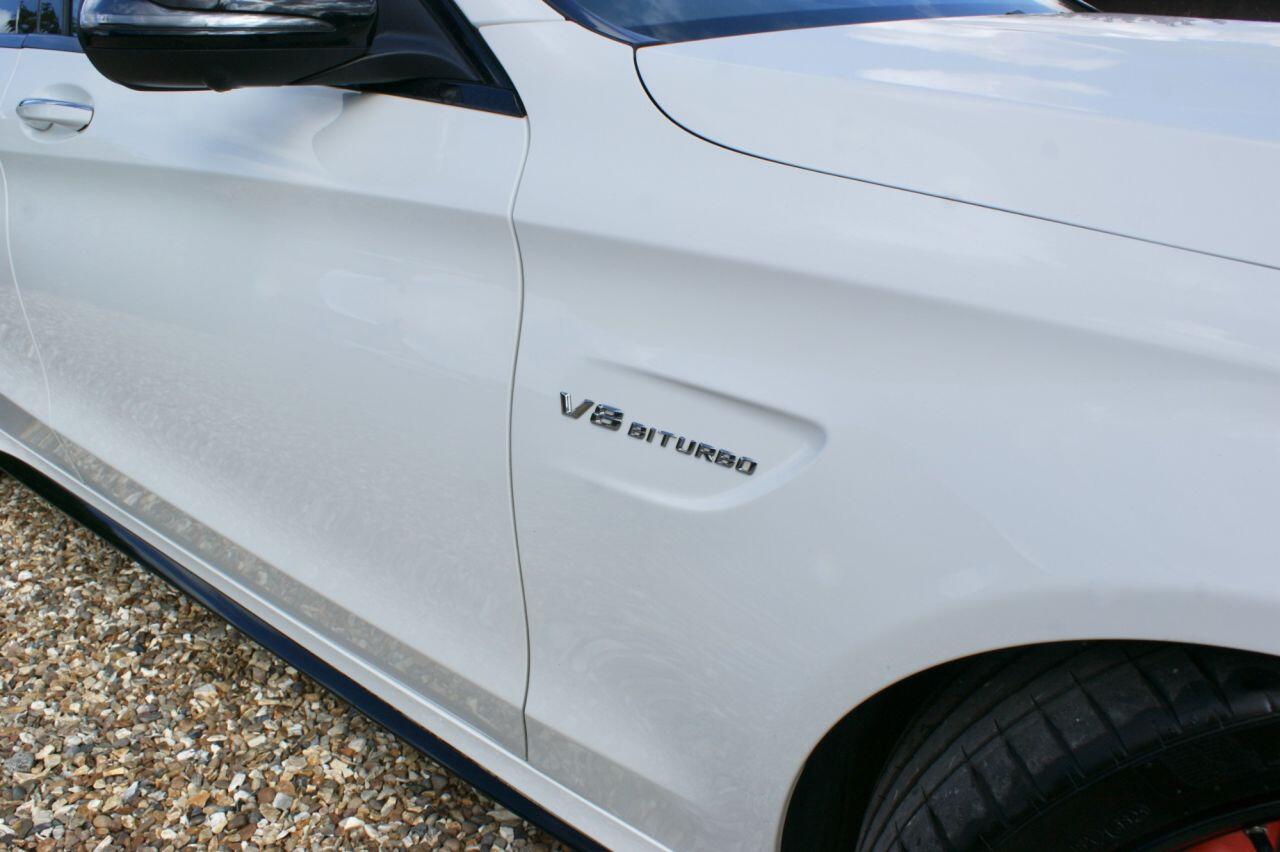 Mercedes-Benz C Class view 11