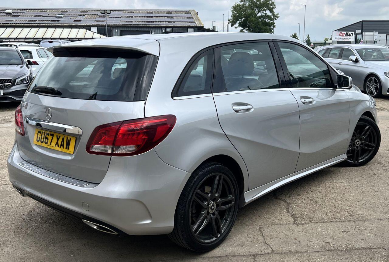 Mercedes-Benz B Class view 3