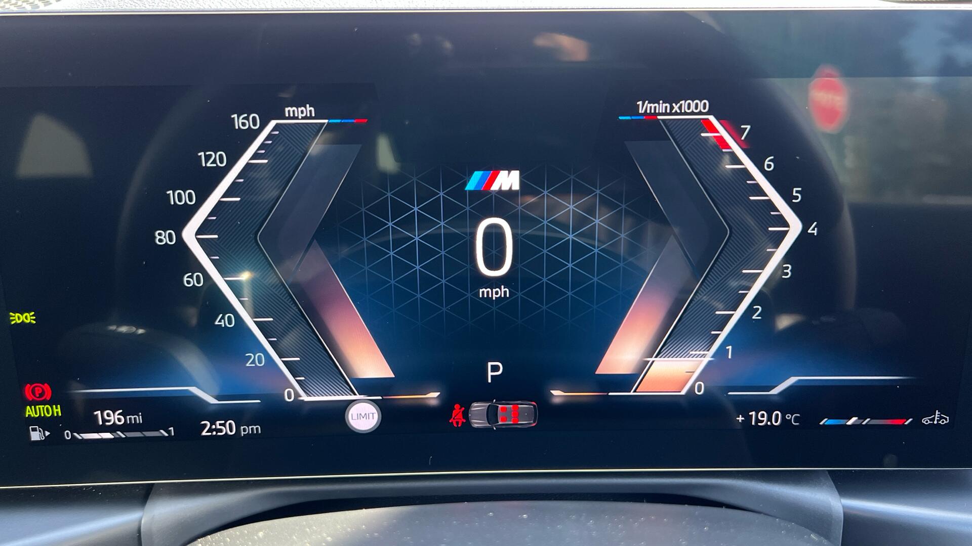 BMW 3 Series view 9