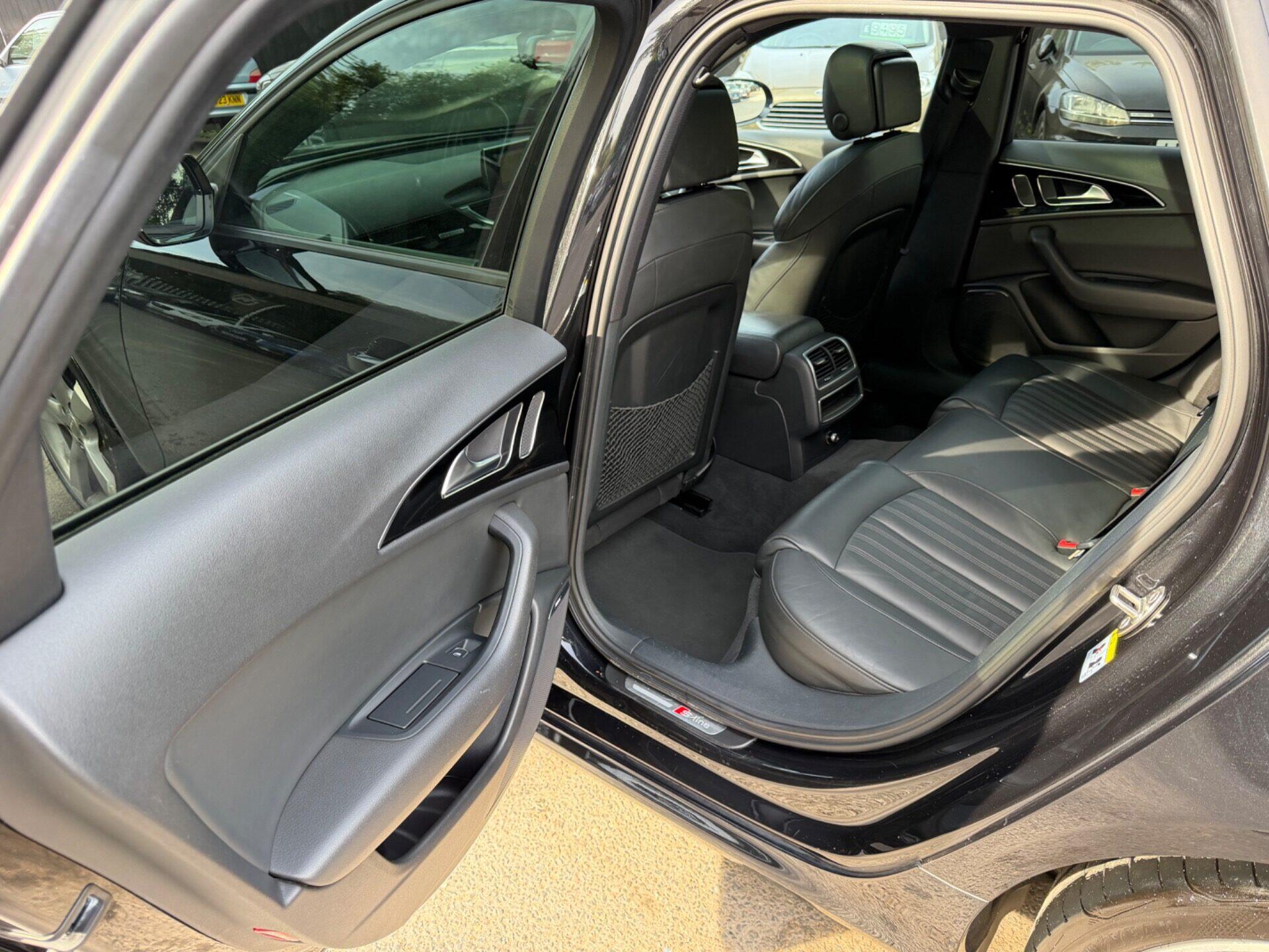 Audi A6 view 26