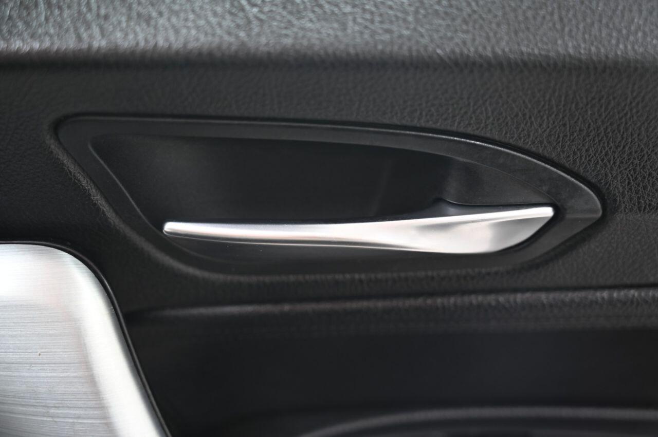 BMW 2 Series view 39