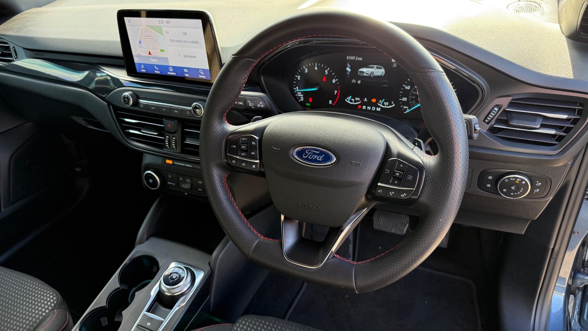 Ford Focus view 23