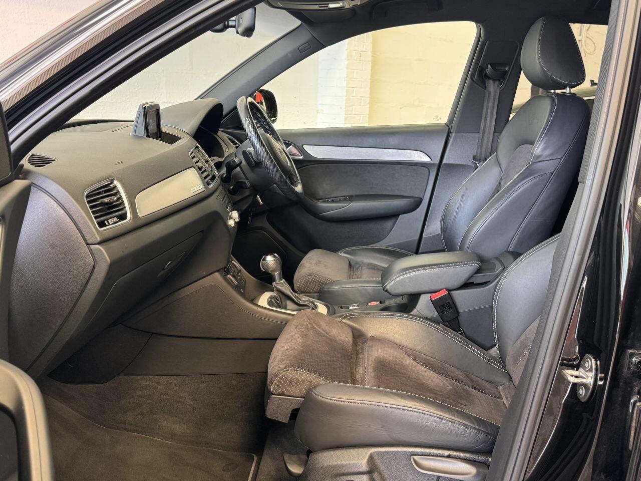 Audi Q3 view 55