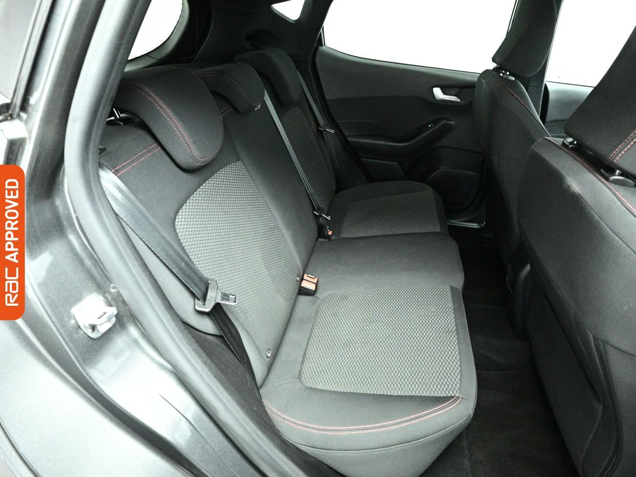 Ford Fiesta view 13