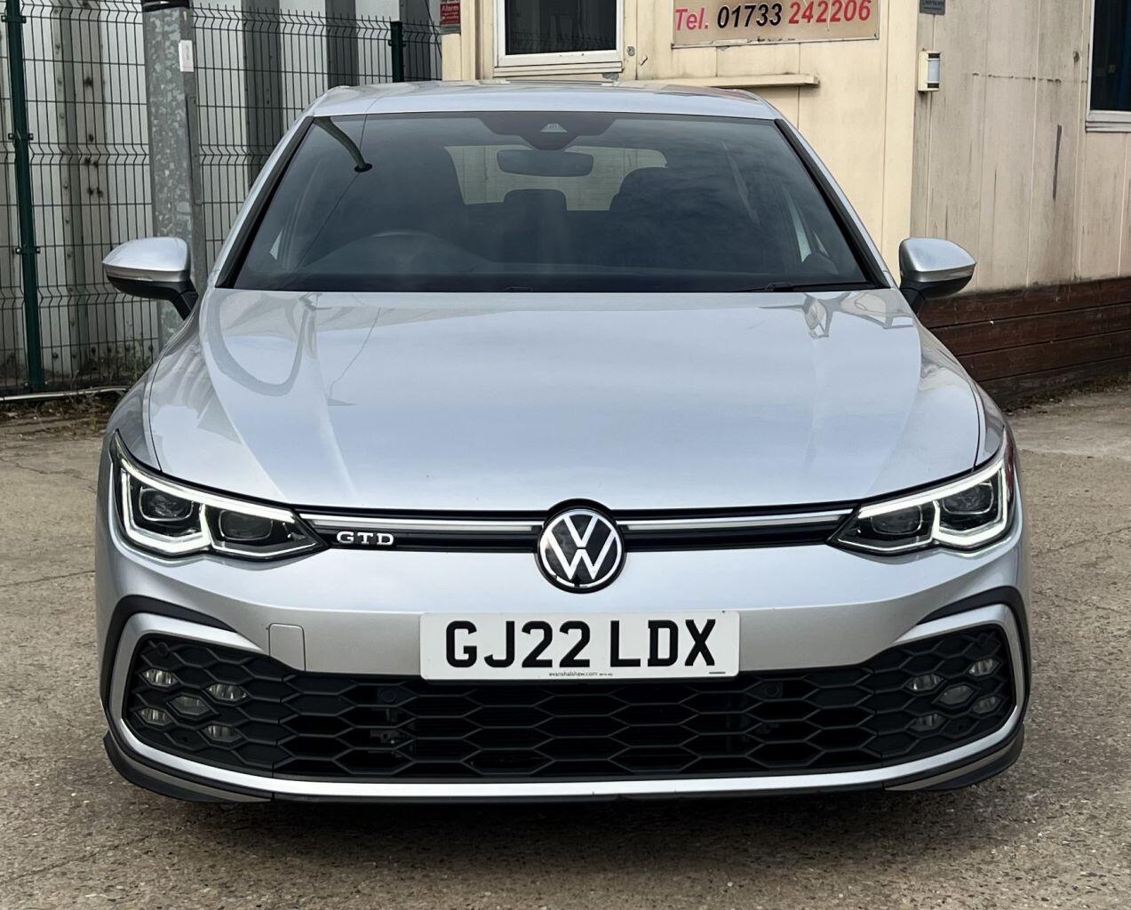Volkswagen Golf view 5