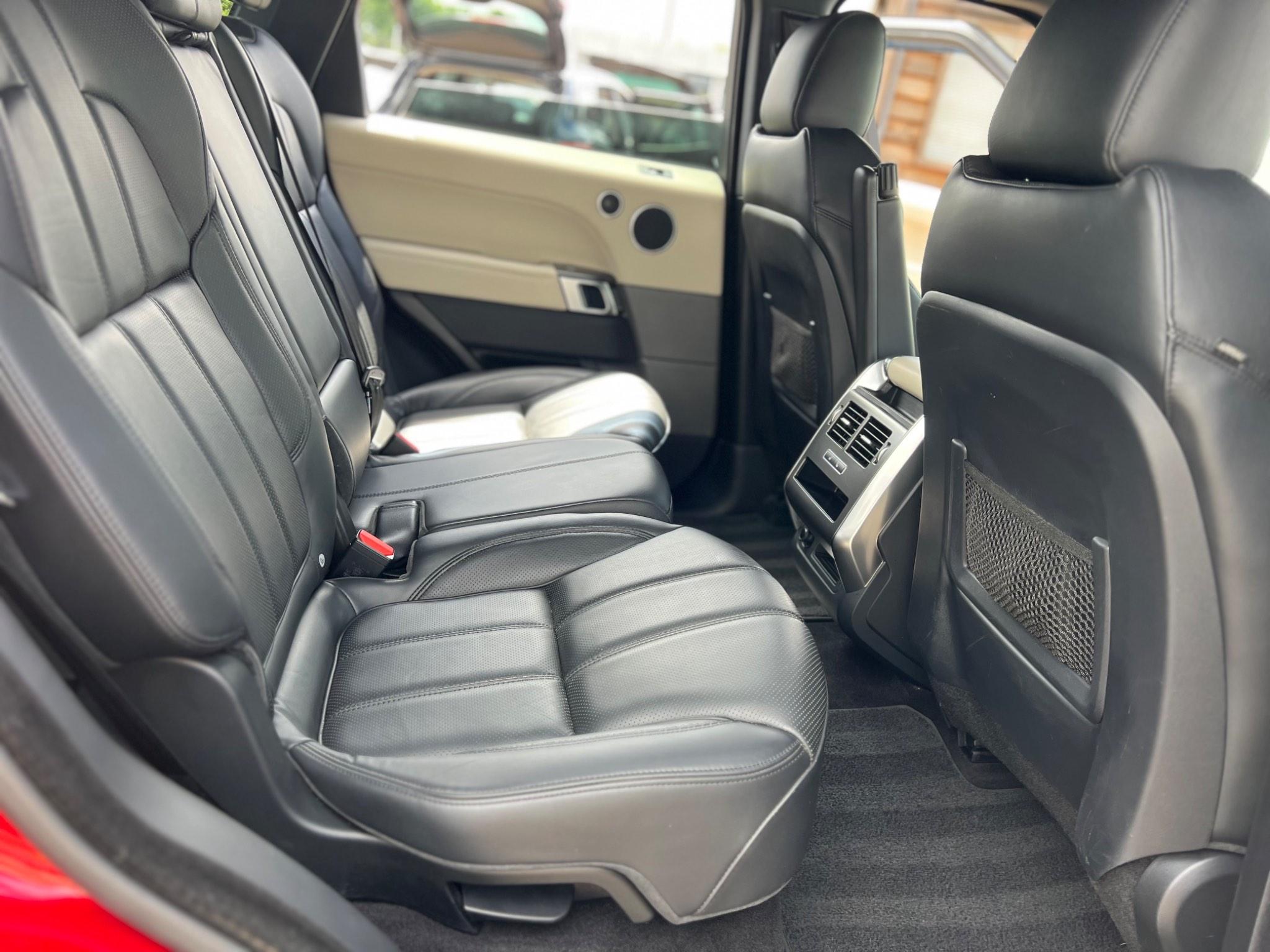 Land Rover Range Rover Sport view 31