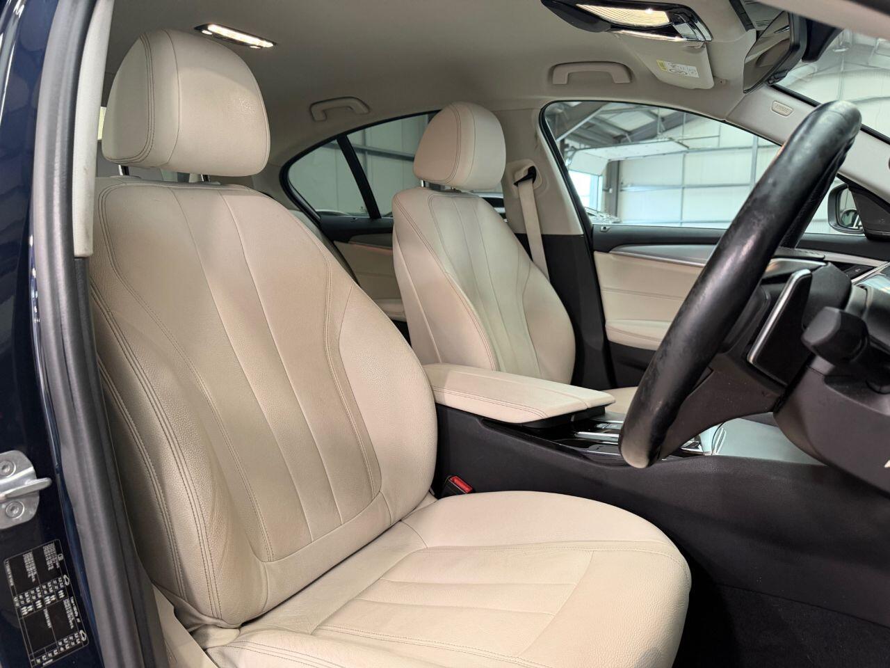 BMW 5 Series view 4