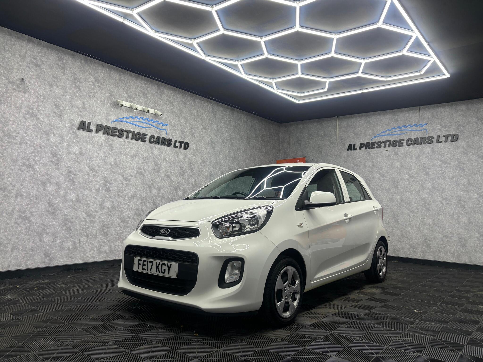 Kia Picanto main image