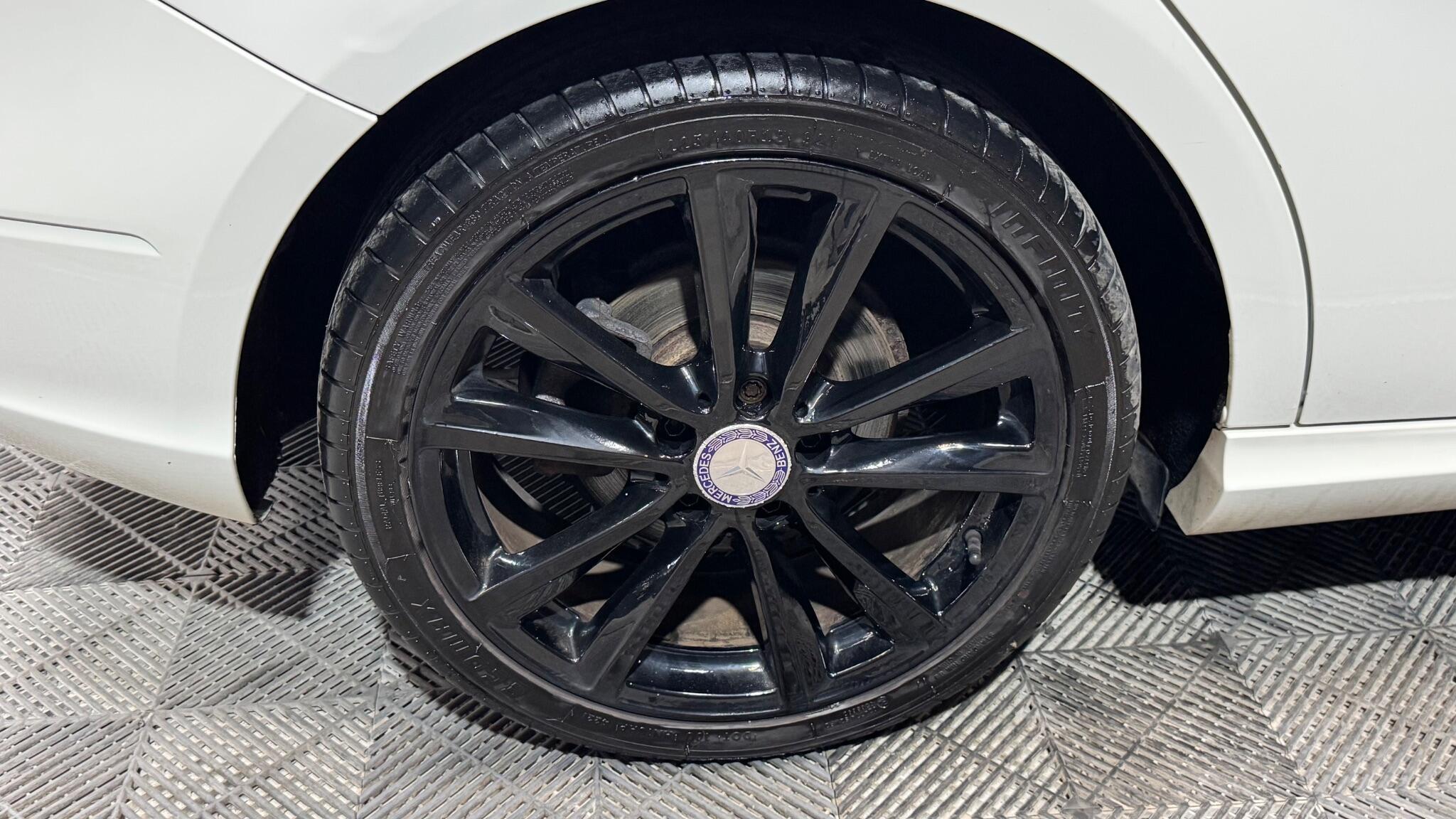 Mercedes-Benz B Class view 60