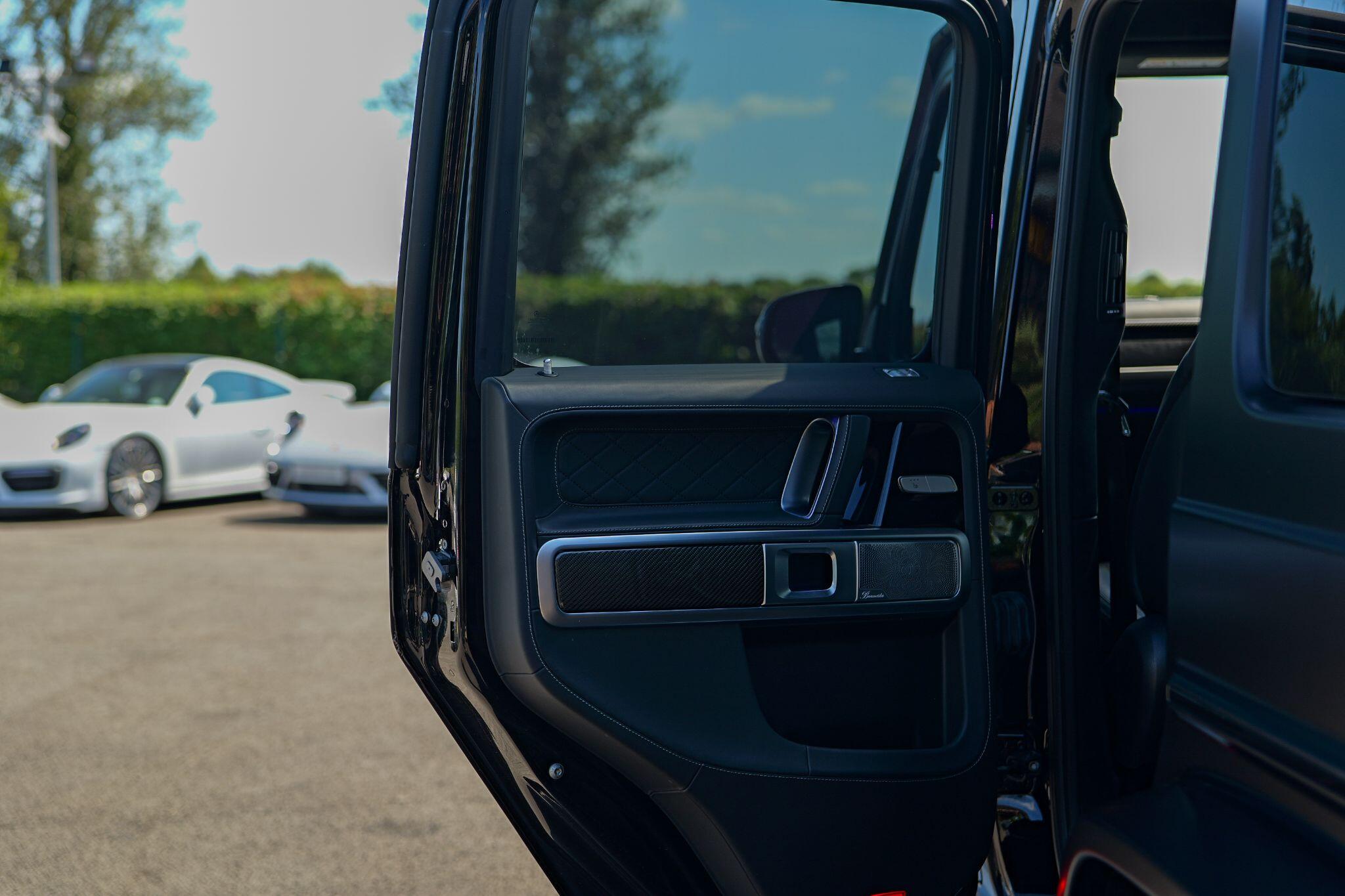 Mercedes-Benz G Class view 31