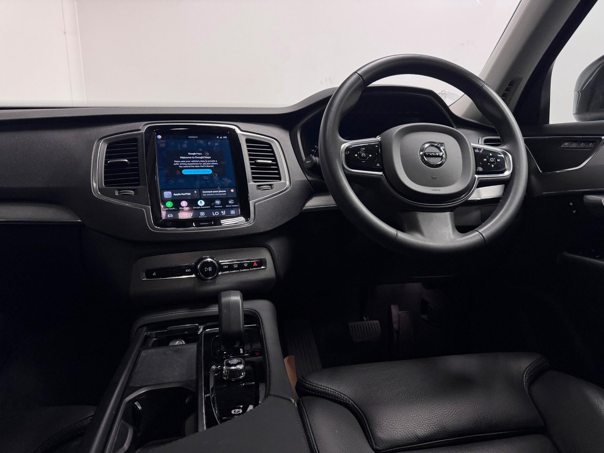 Volvo XC90 view 35