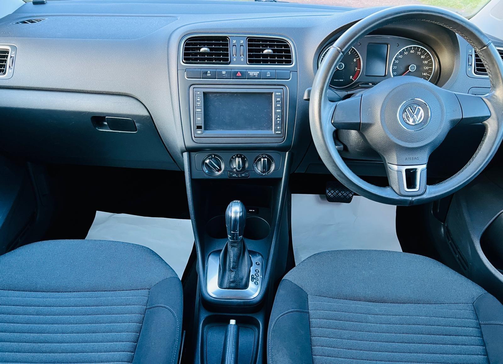 2013 Volkswagen Polo image 19