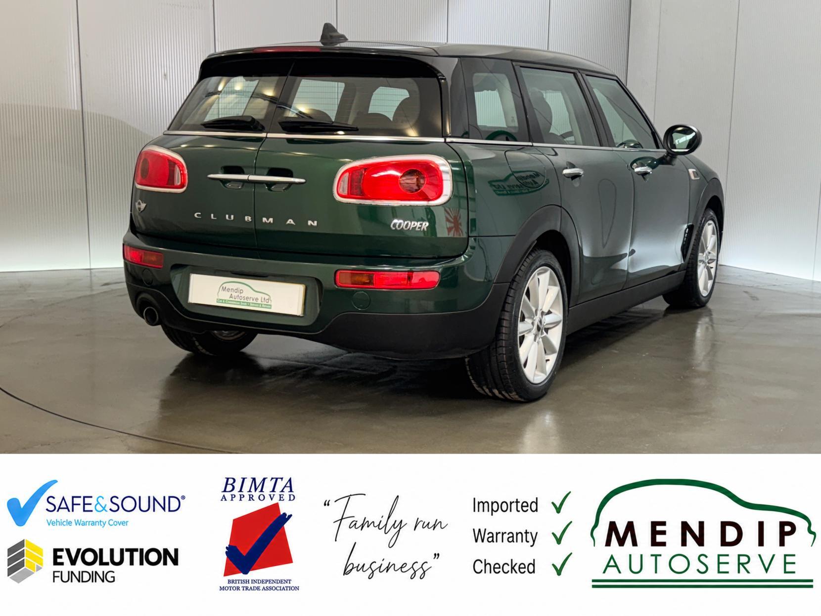 MINI Clubman view 25