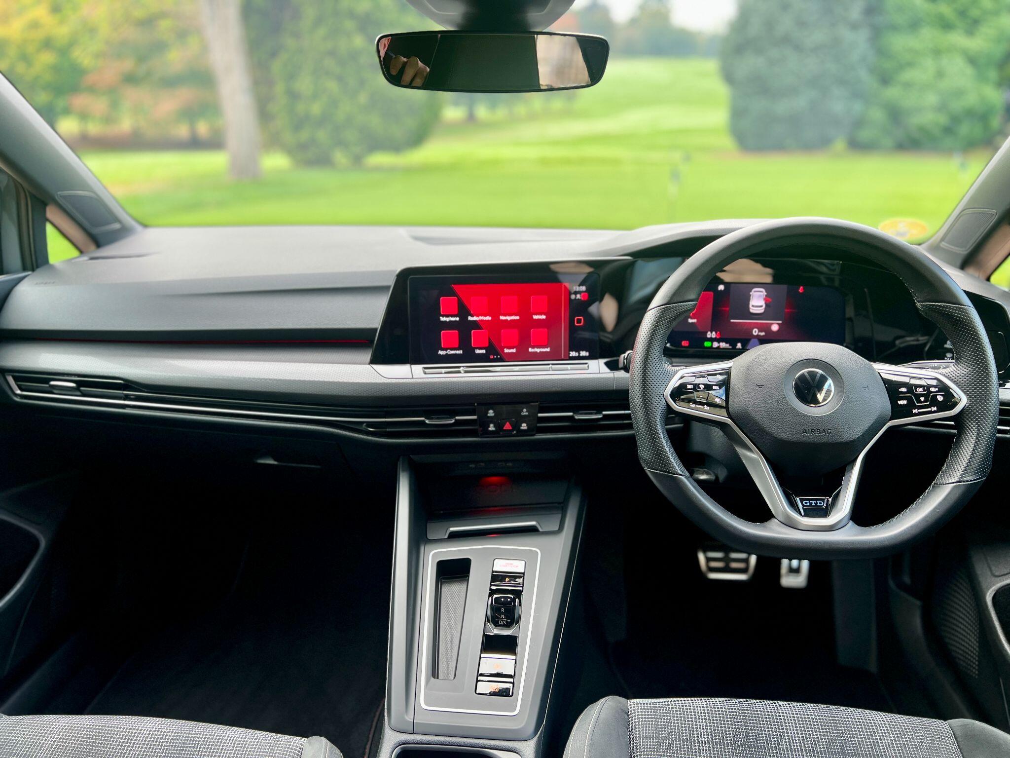 Volkswagen Golf view 20