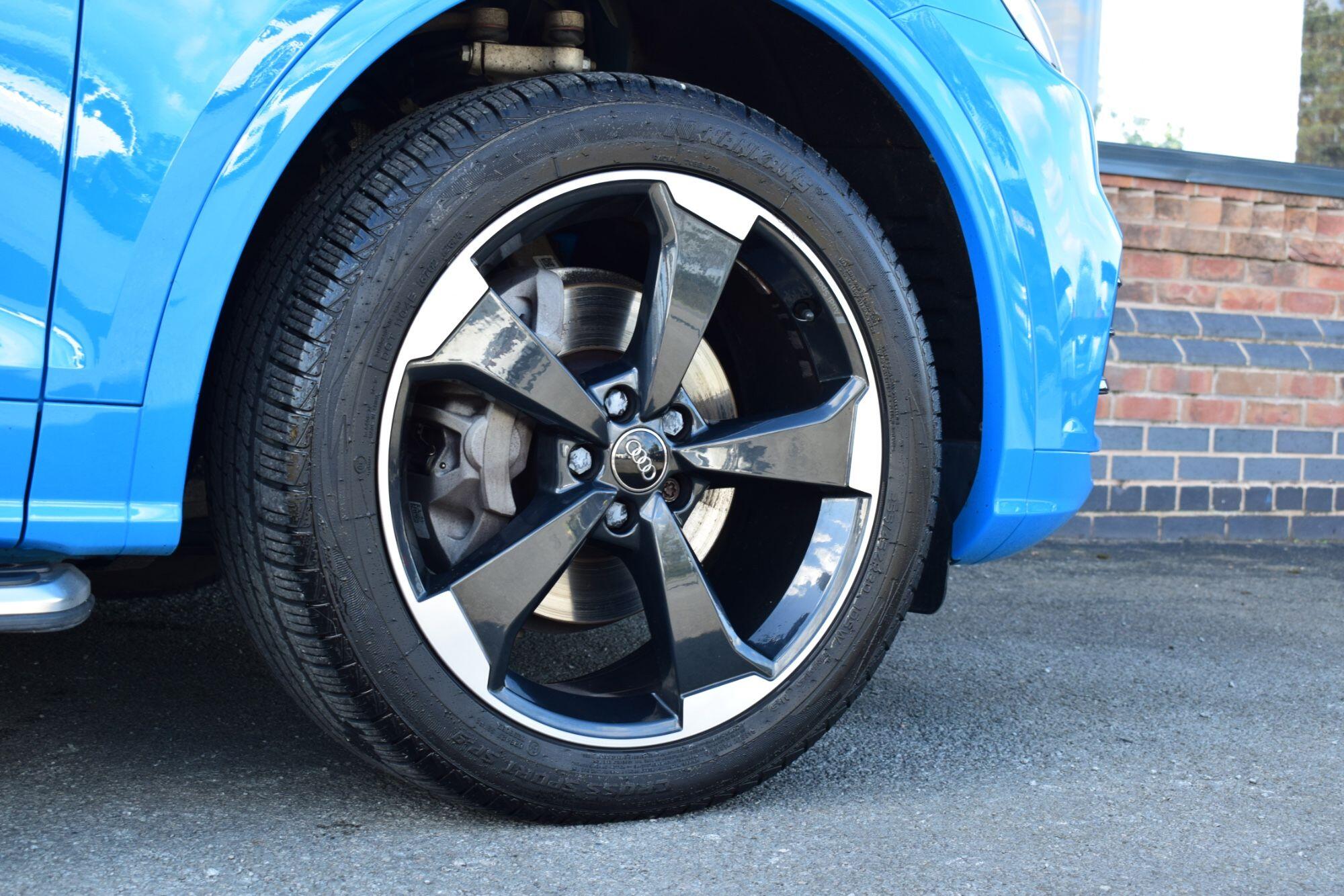 Audi Q5 view 51