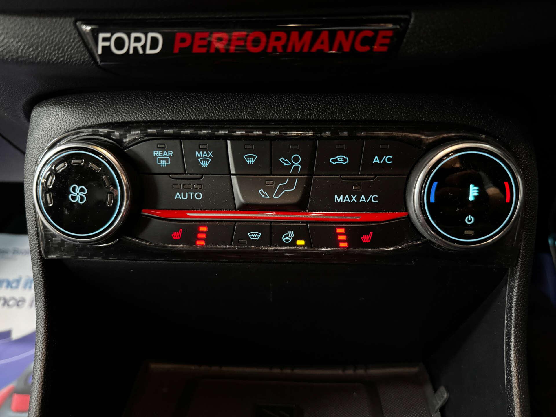Ford Fiesta view 61