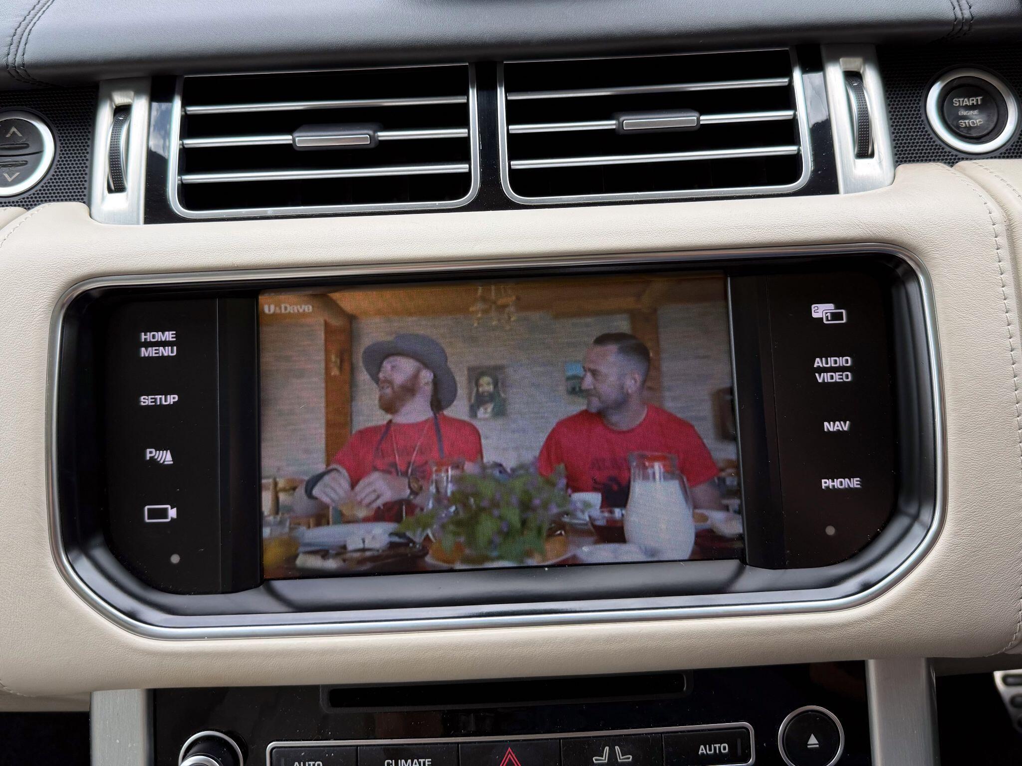 Land Rover Range Rover view 27