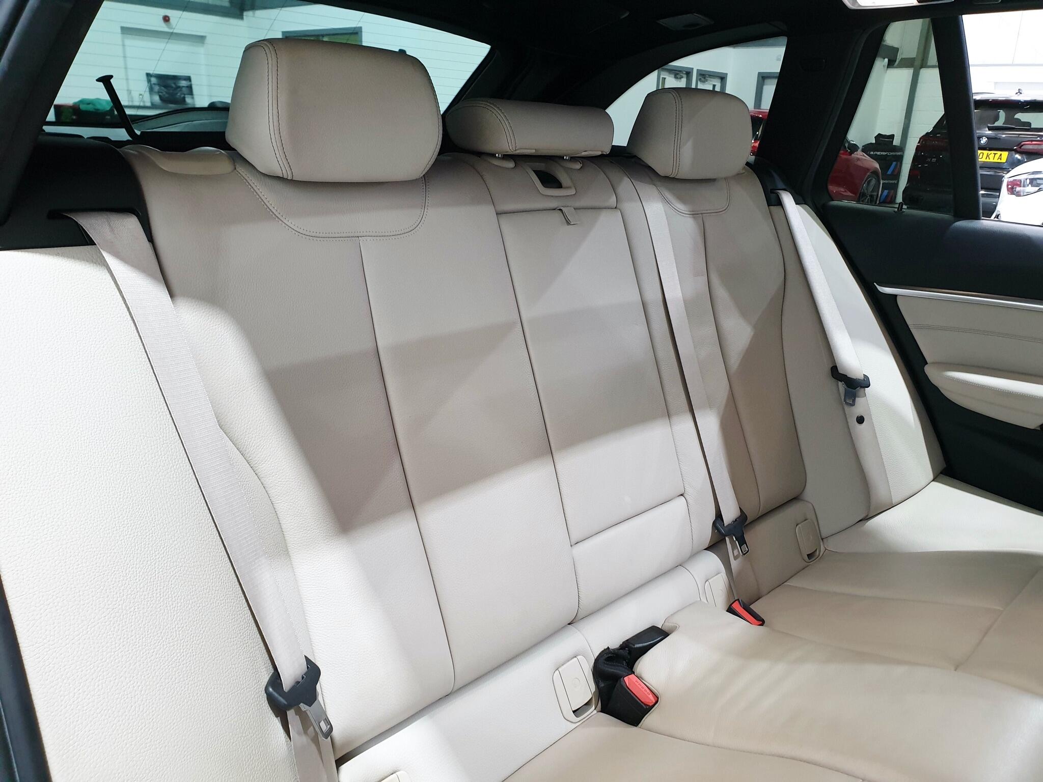 BMW 3 Series view 50