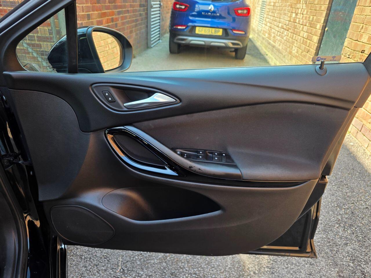 Vauxhall Astra view 48