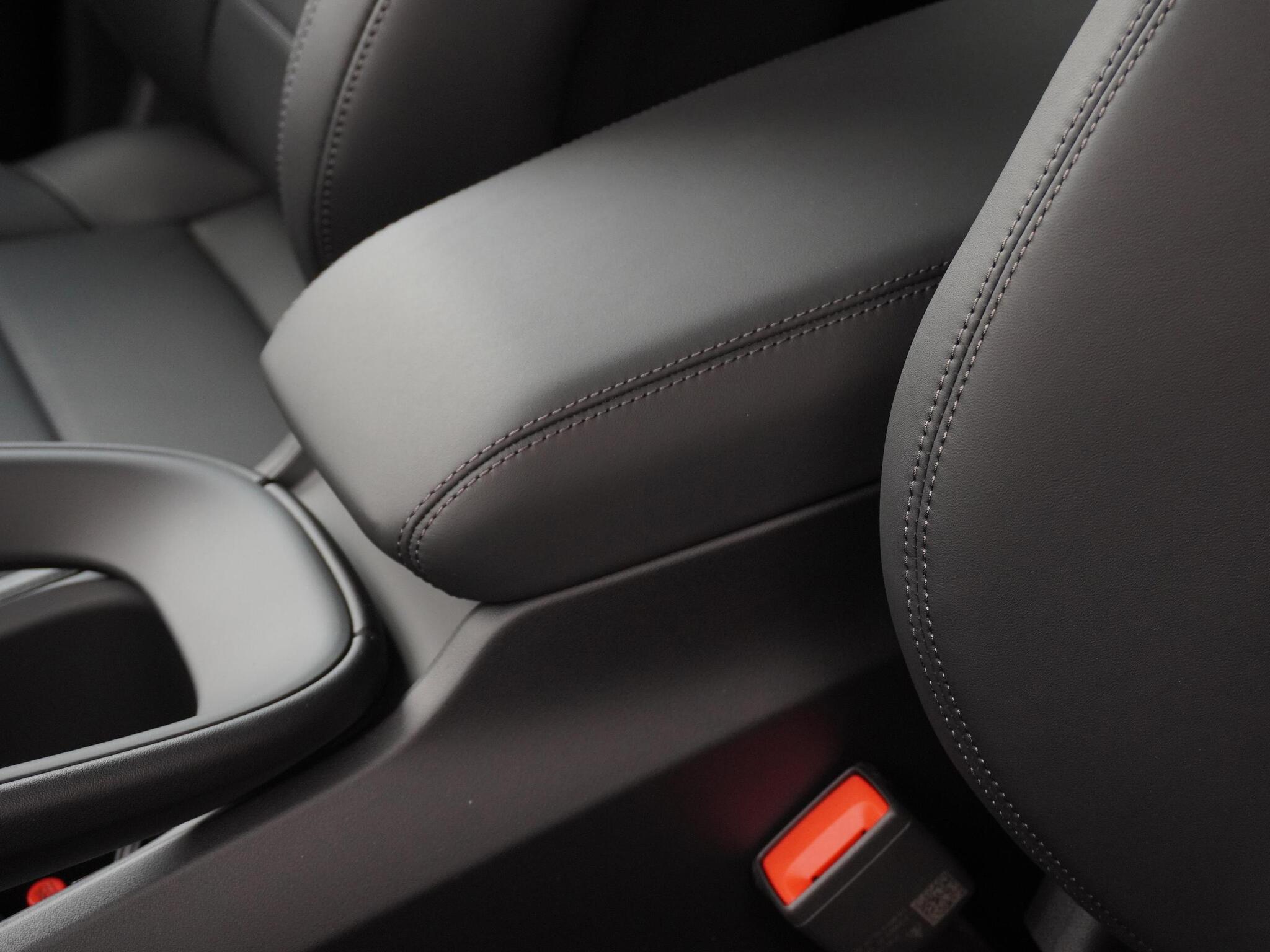 Porsche Macan view 18