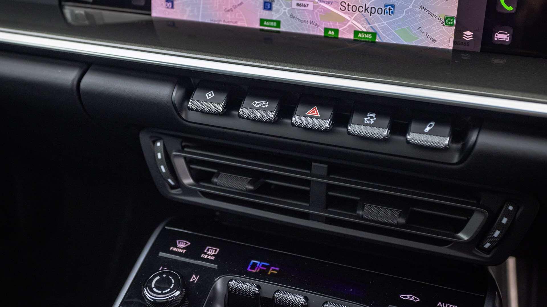 Porsche Panamera view 23