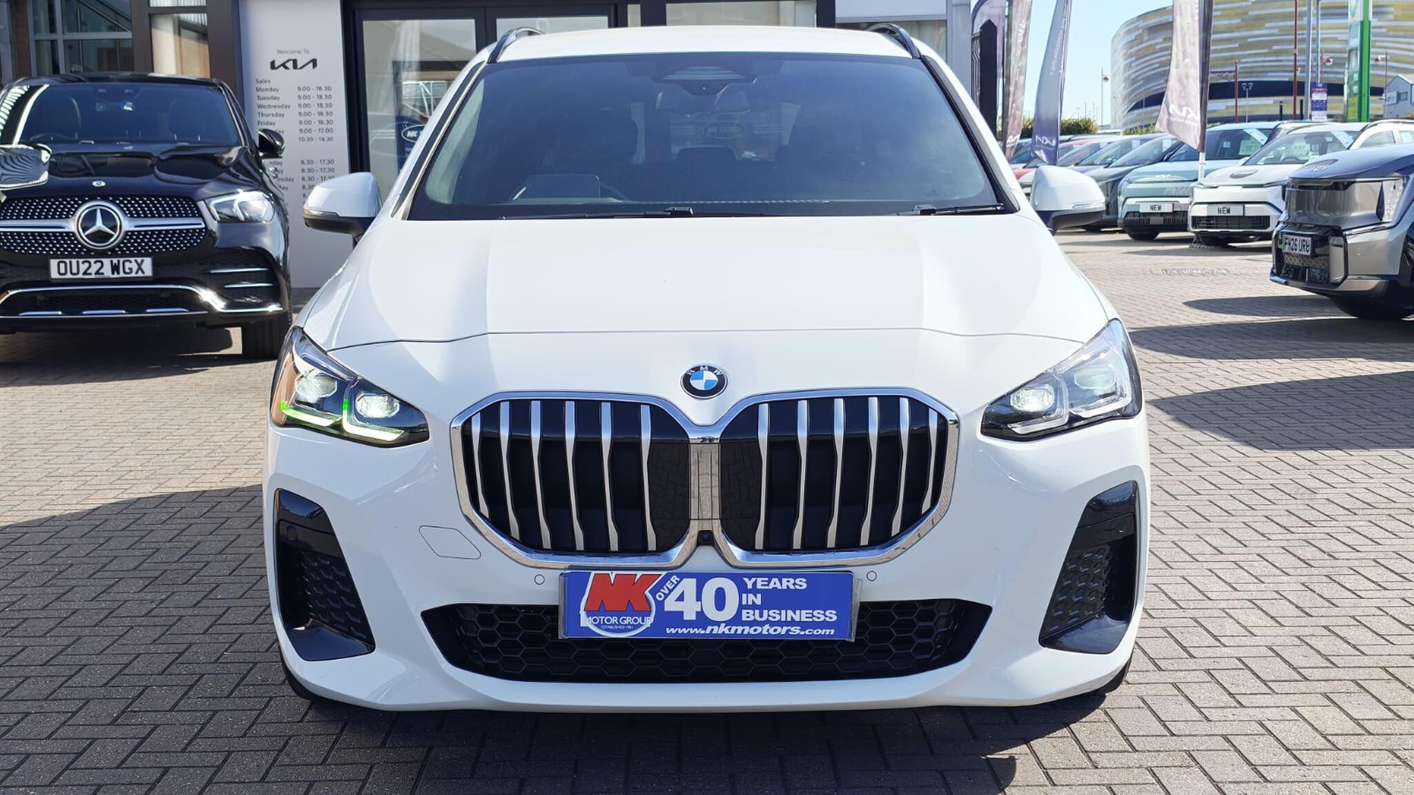 BMW 2 Series Active Tourer view 3