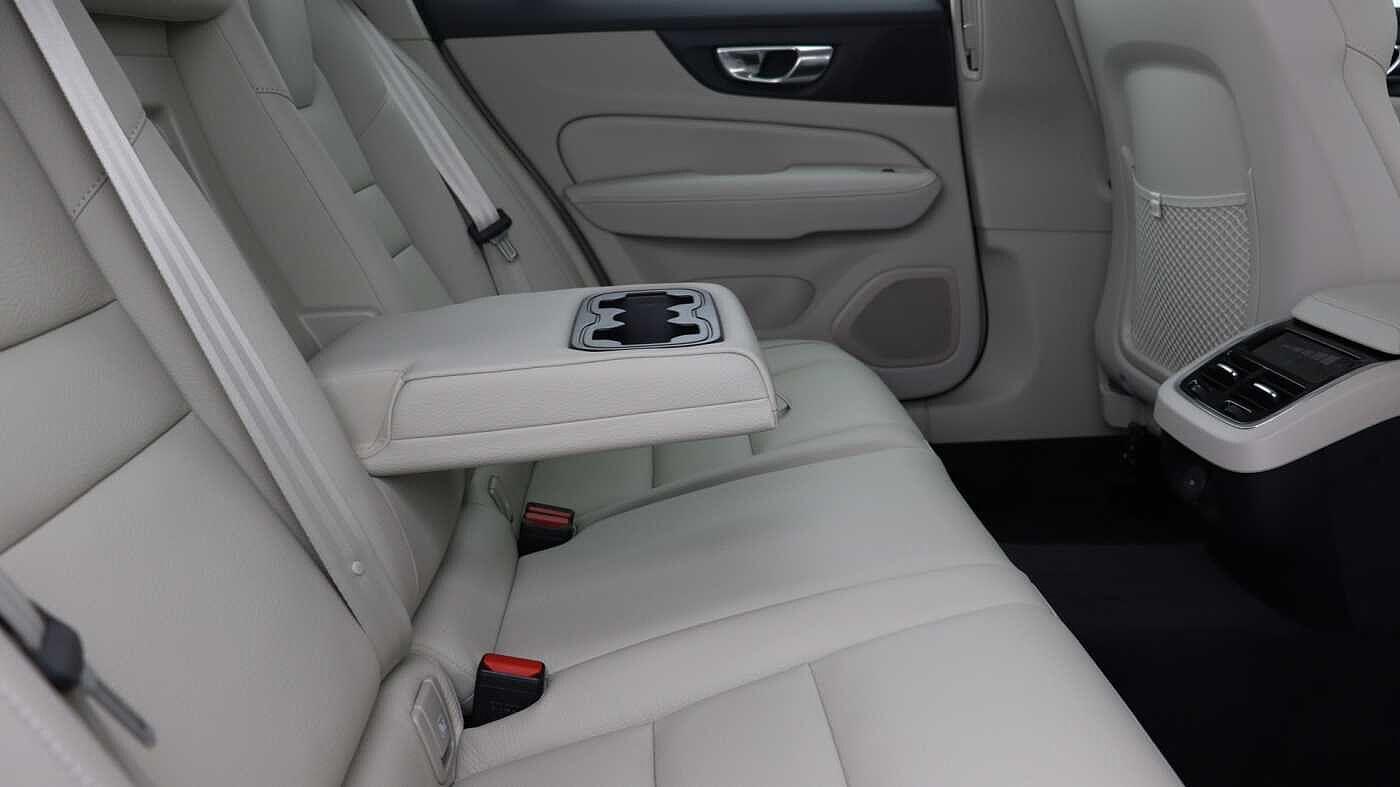 Volvo V60 view 36