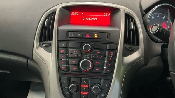 Vauxhall Astra view 10