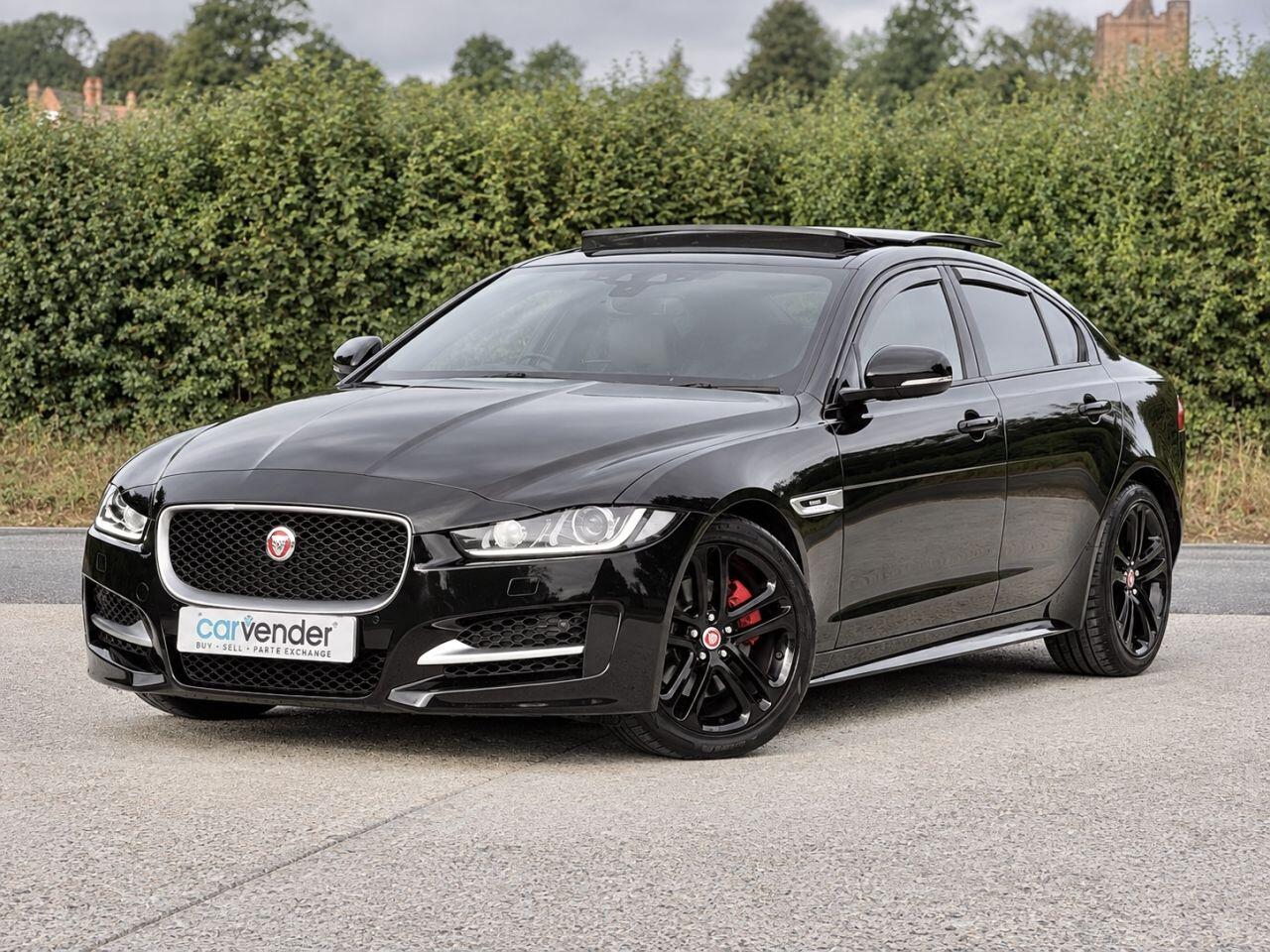 Jaguar Xe view 3
