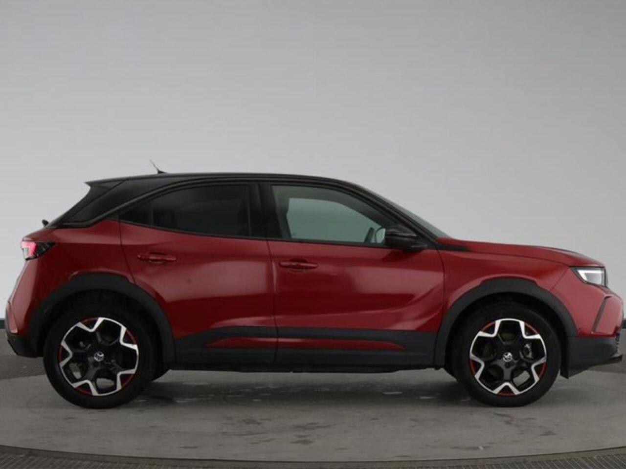 Vauxhall Mokka Electric view 3