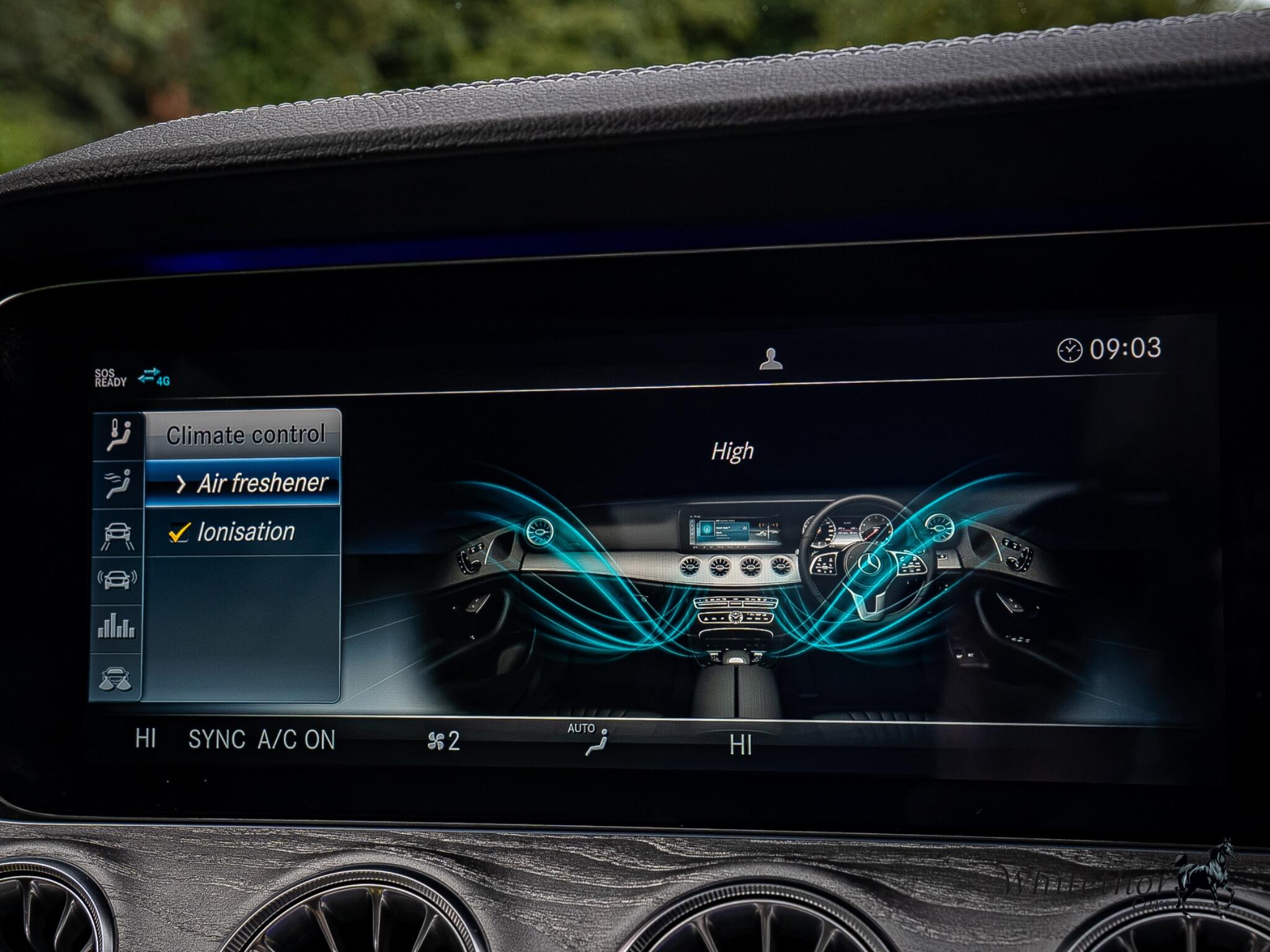 Mercedes-Benz CLS view 38