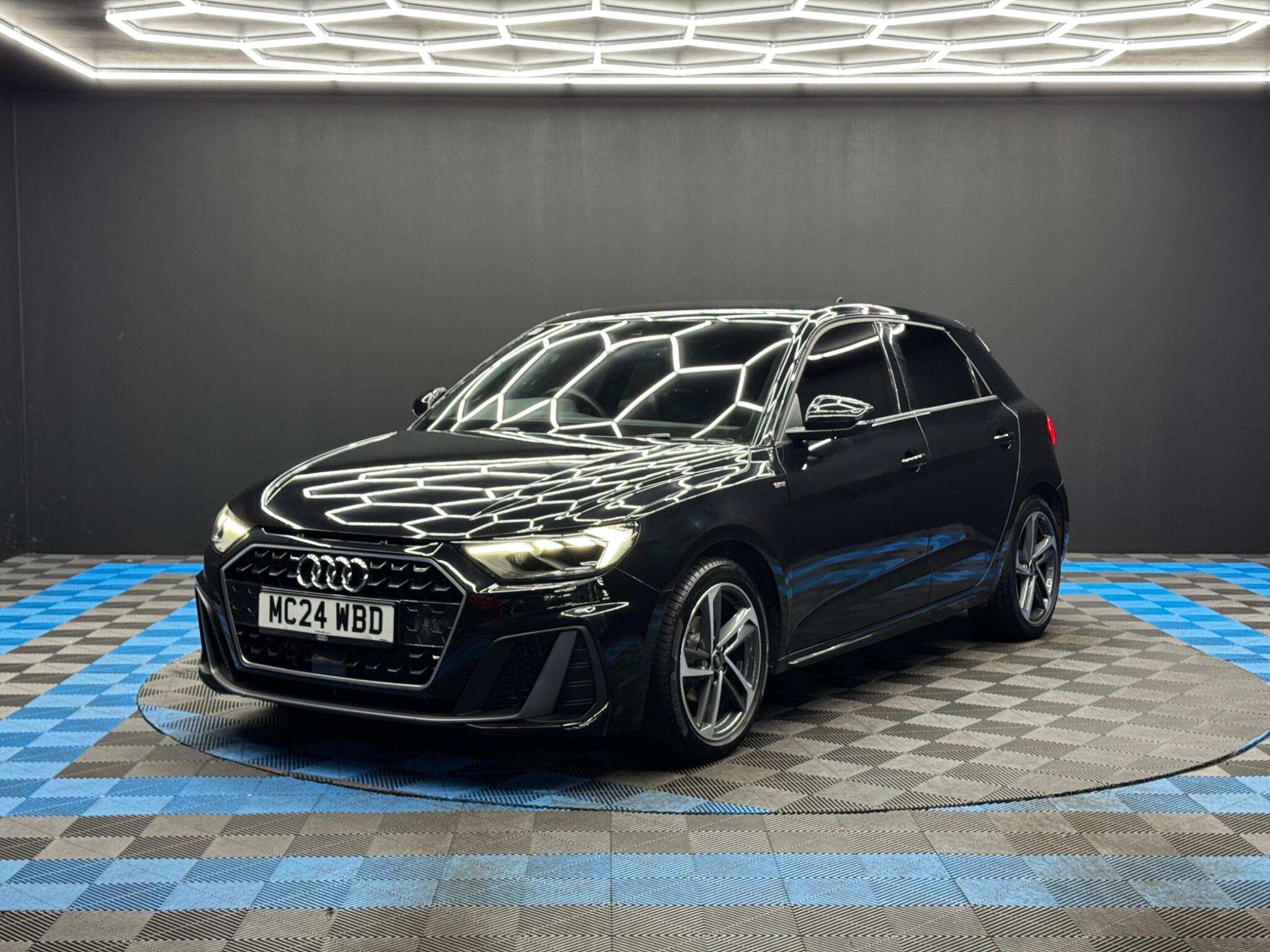 Audi A1 view 3