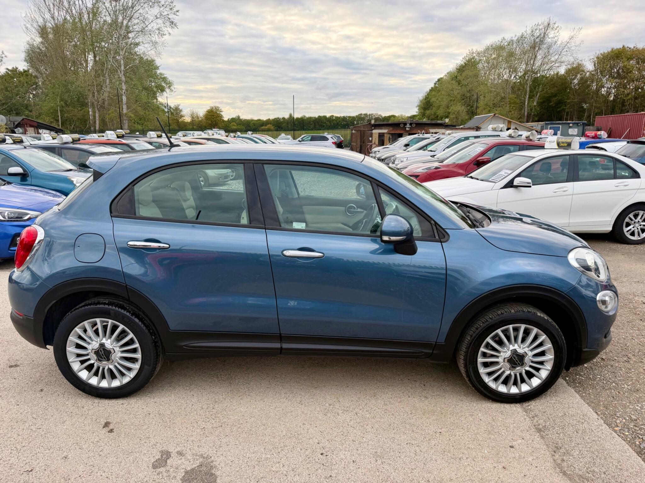 Fiat 500x view 16