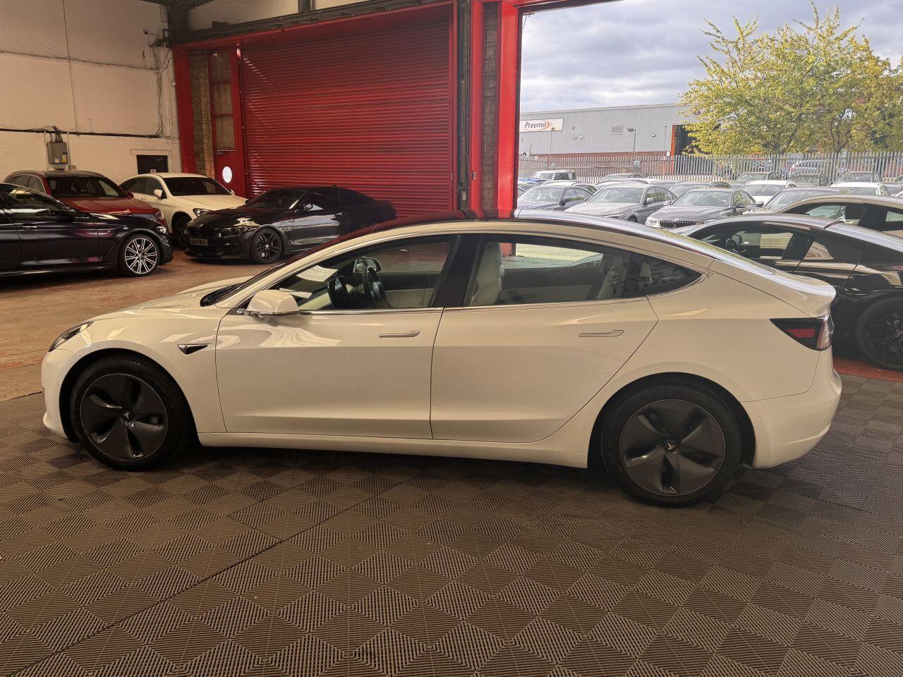 Tesla Model 3 view 6