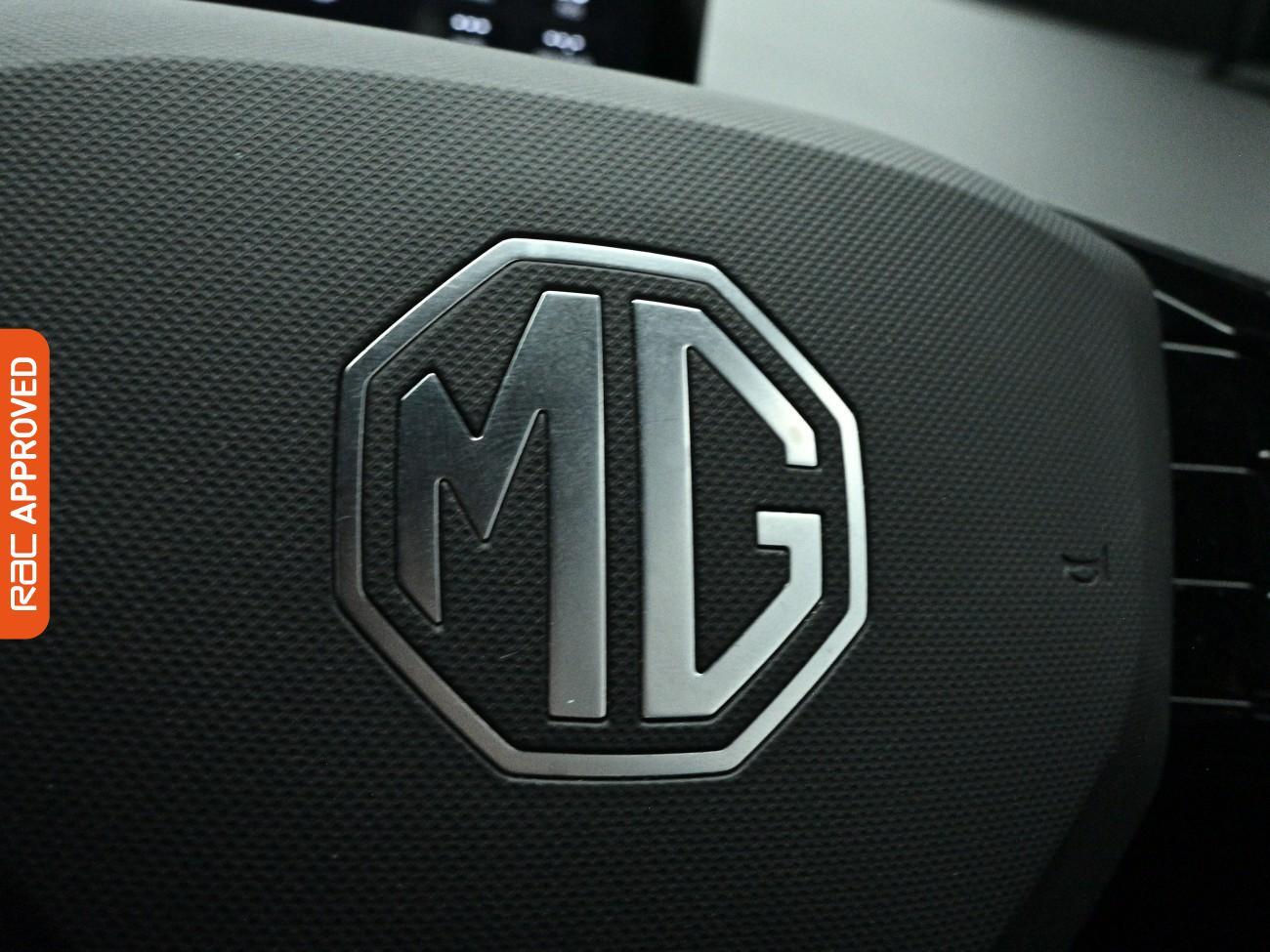 MG MG4 view 23