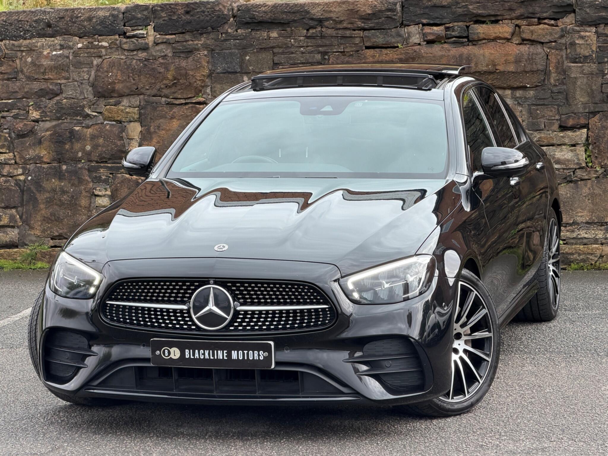 Mercedes-Benz E-Class view 3