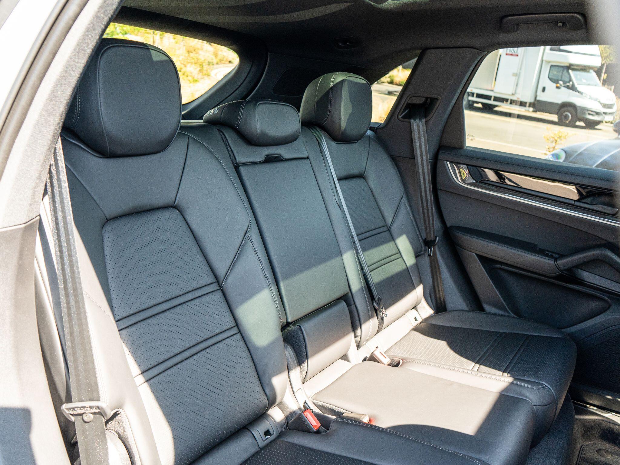 Porsche Cayenne view 28