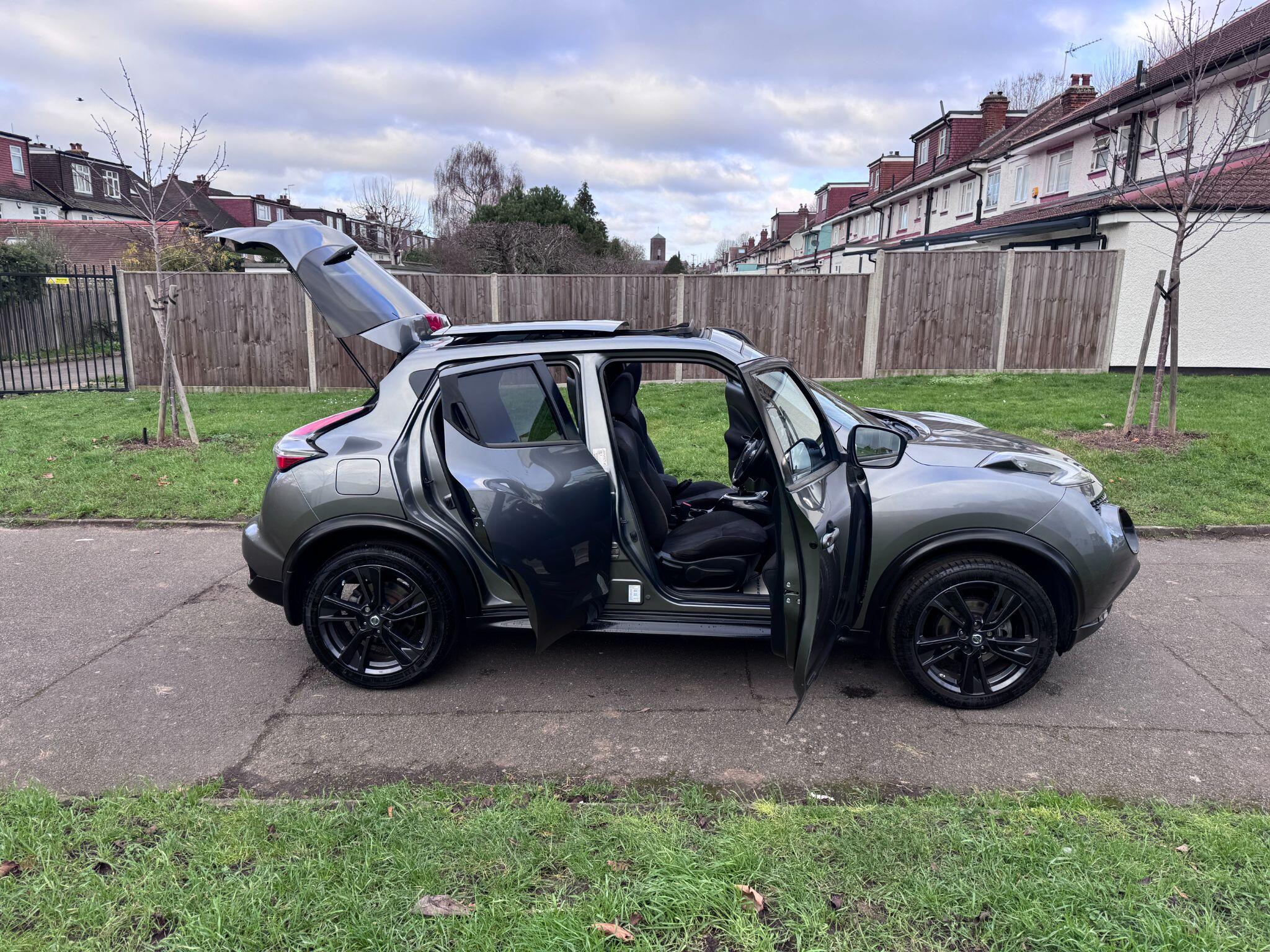 2015 Nissan Juke image 34