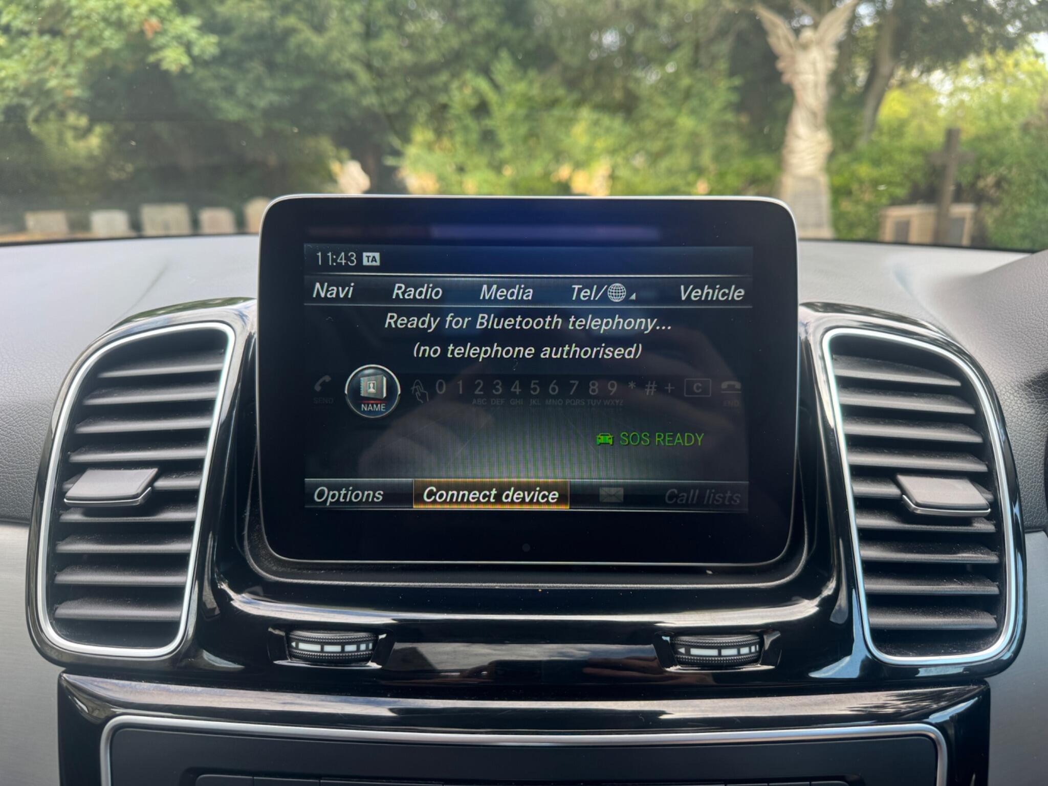 Mercedes-Benz Gle view 56
