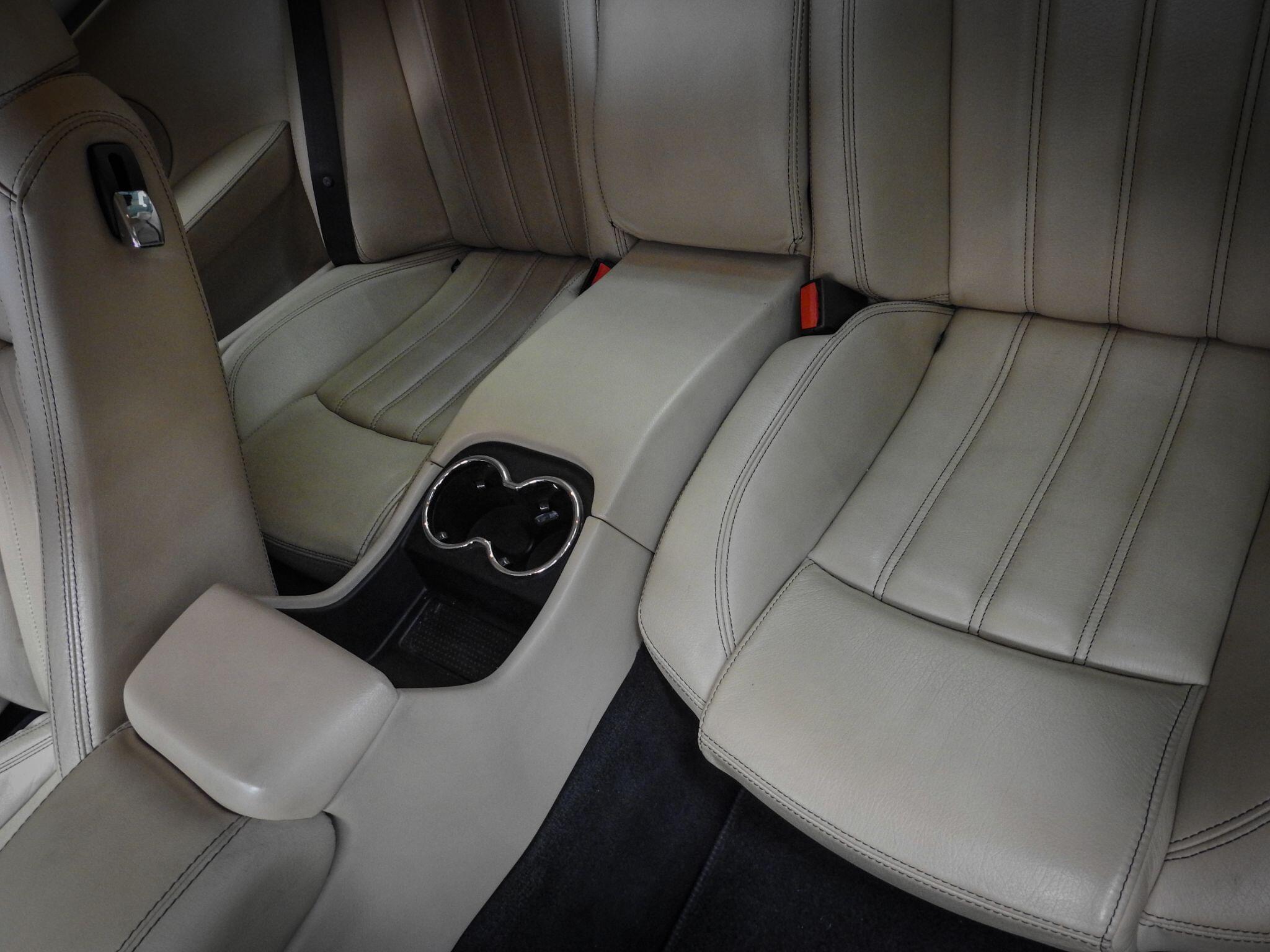 Maserati Granturismo view 39