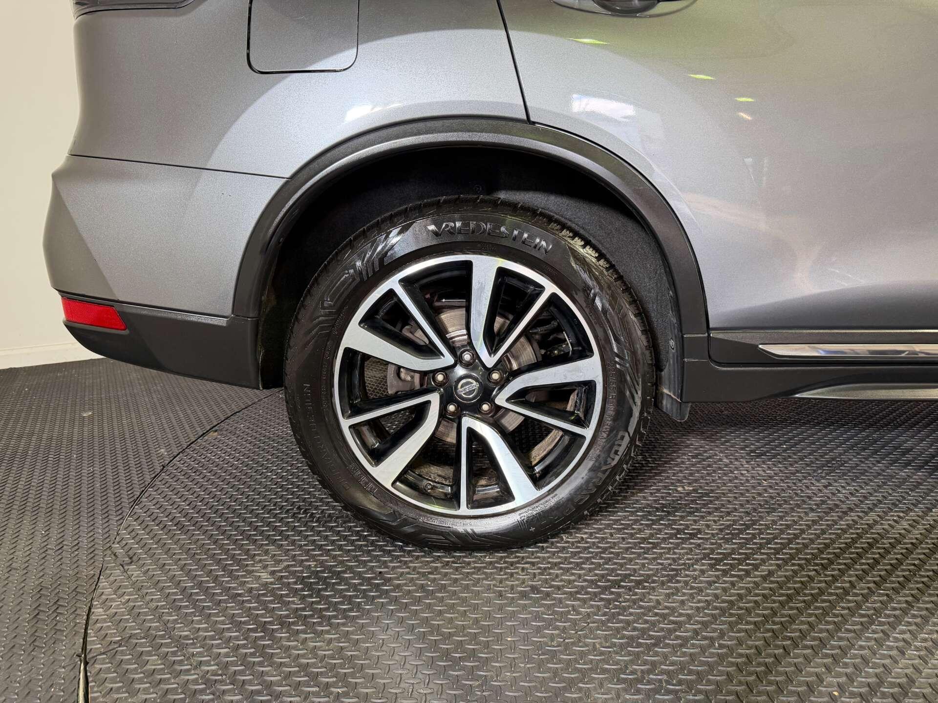 Nissan X-Trail view 76