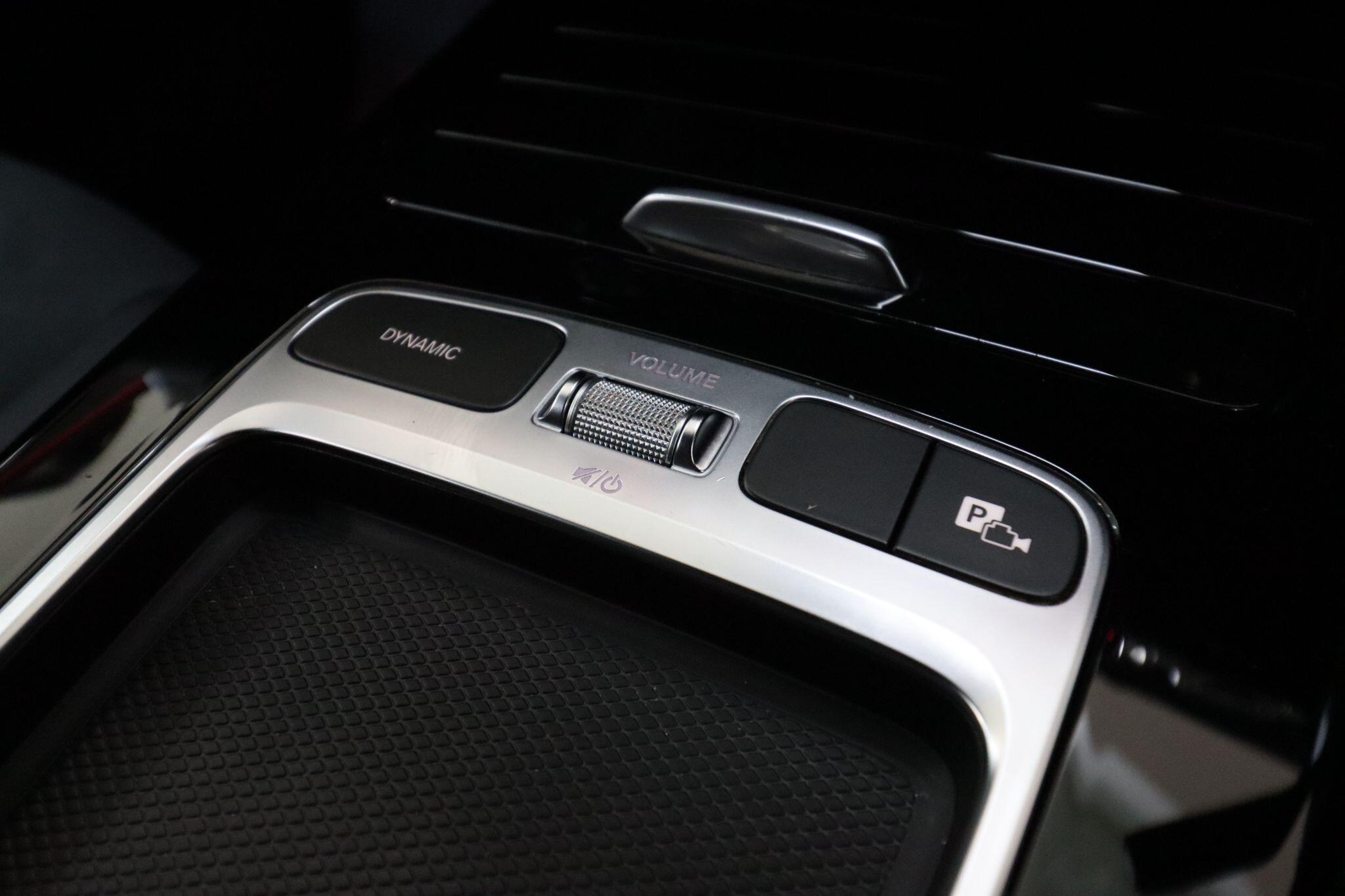 Mercedes-Benz Cla view 20