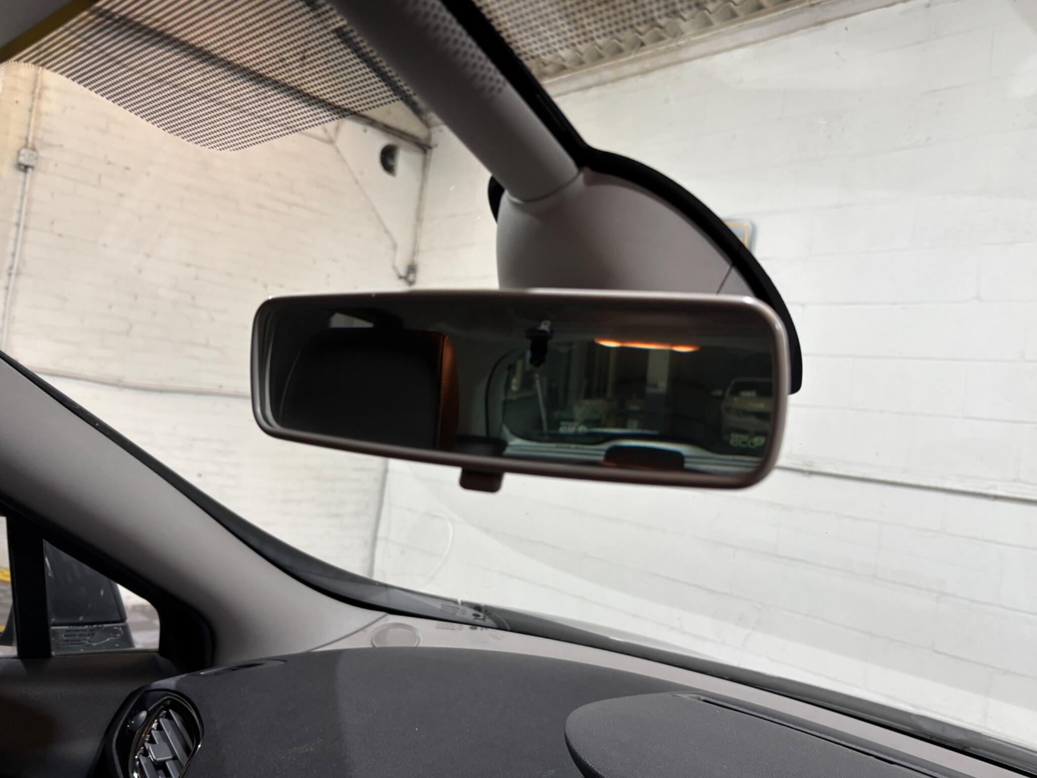 Renault Scenic view 16