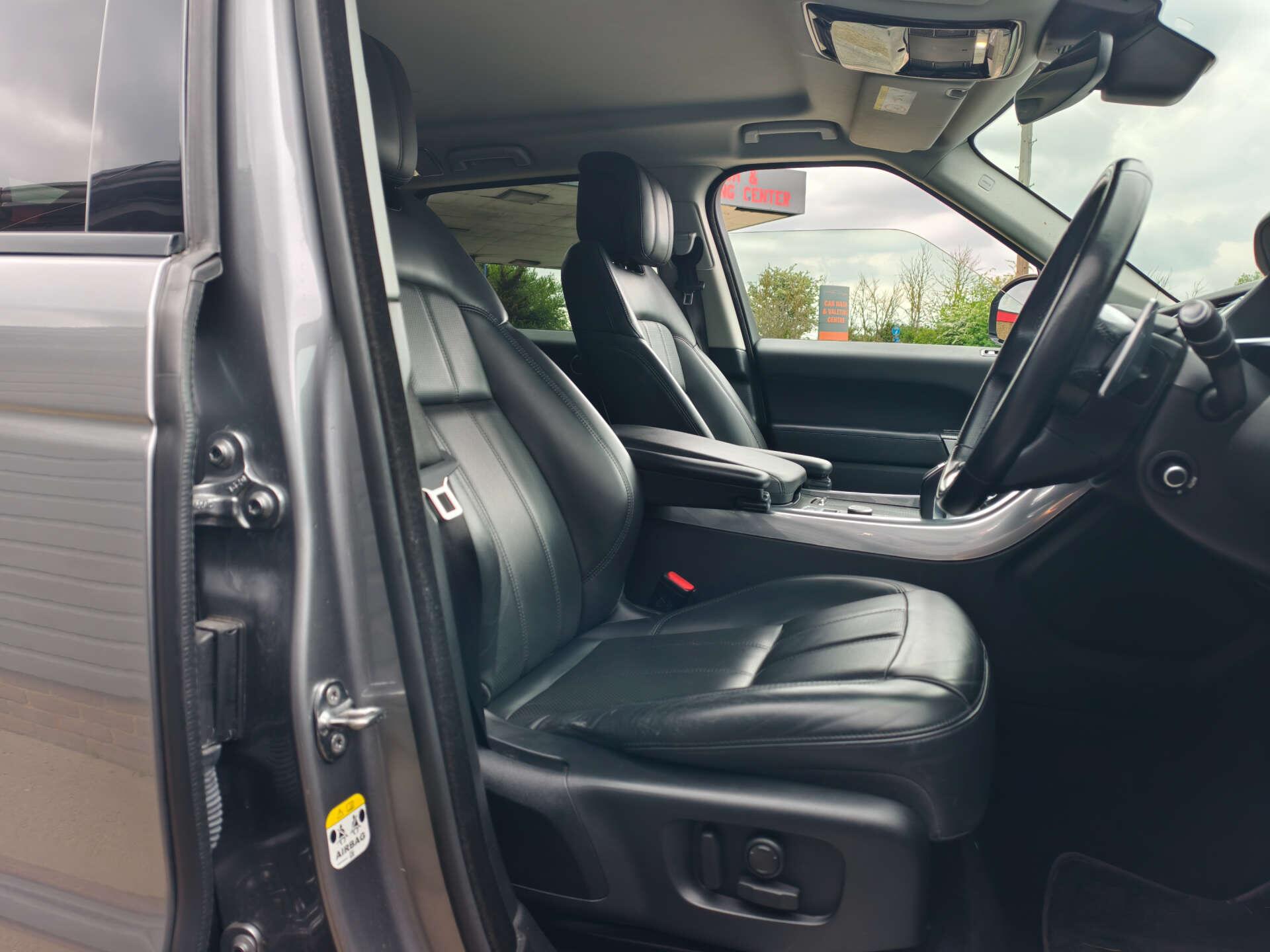 Land Rover Range Rover Sport view 25