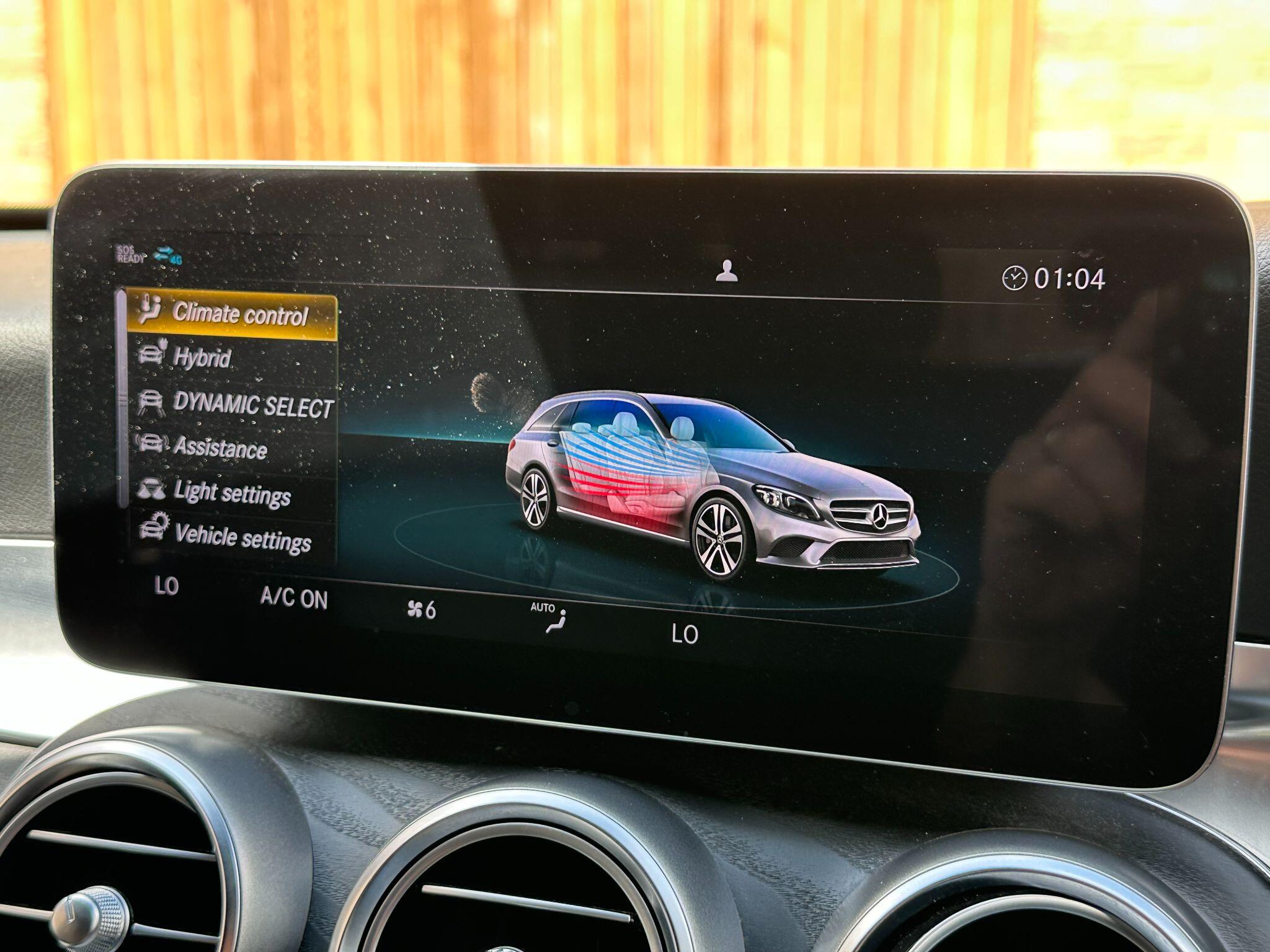 Mercedes-Benz C Class view 17