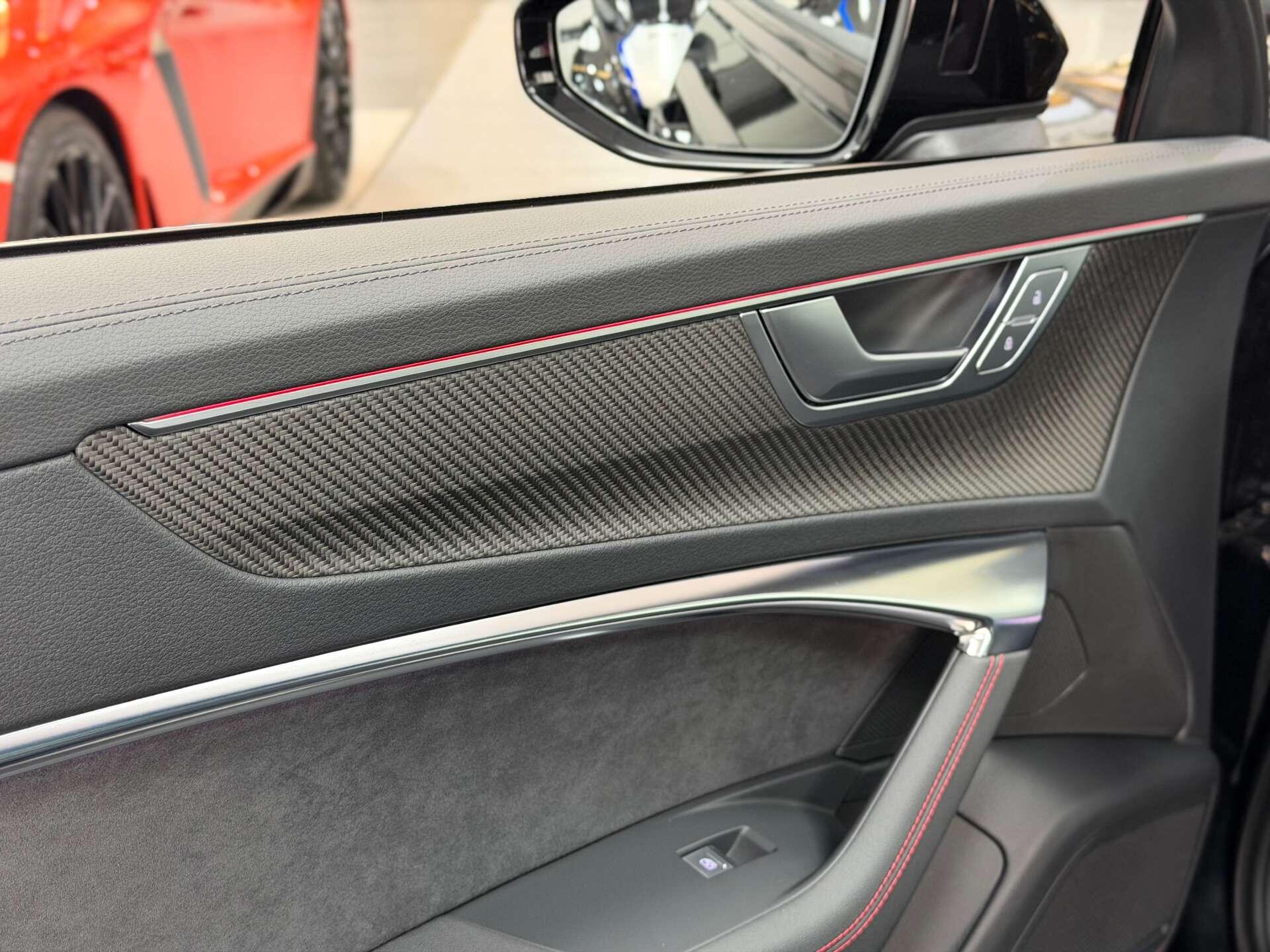 Audi RS6 view 44