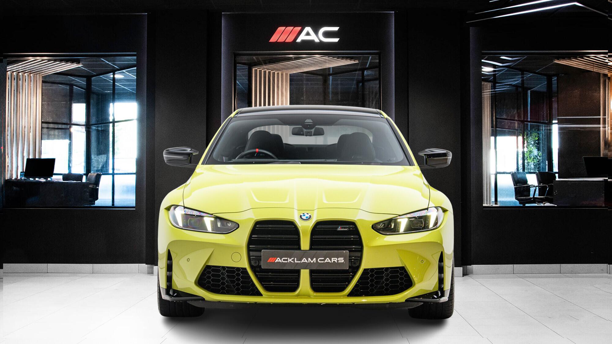 BMW M4 view 2