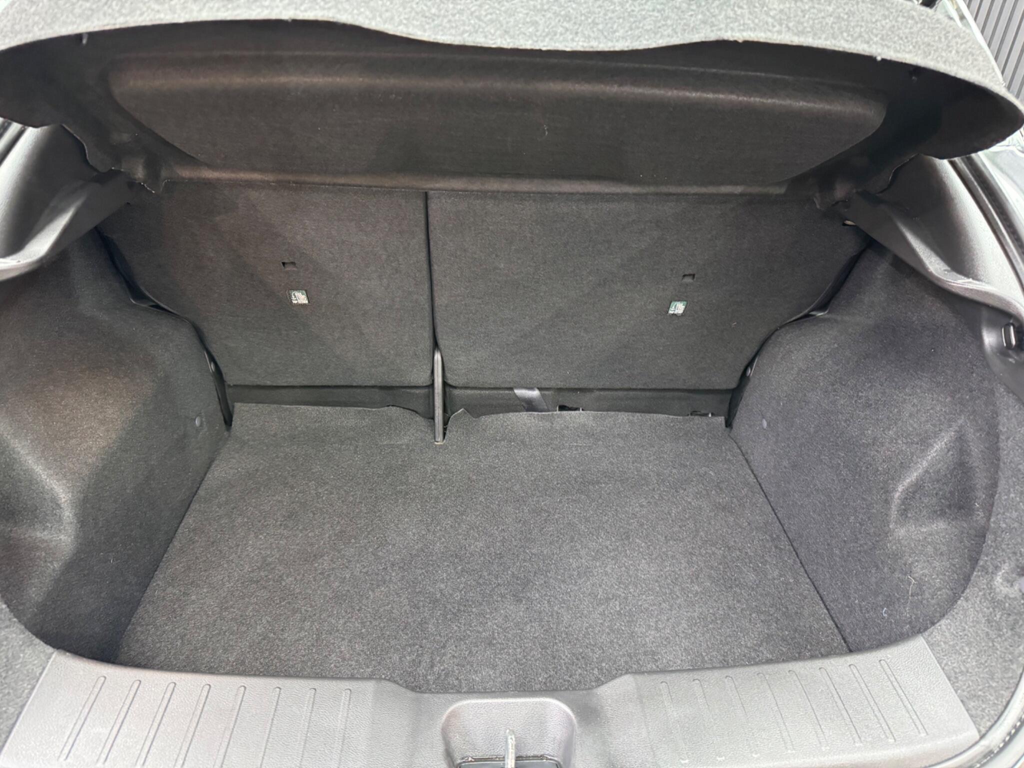 Nissan Juke view 13